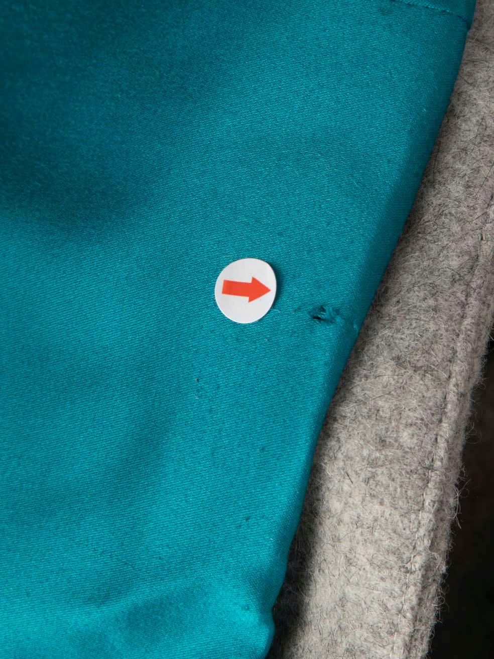Smythe, cappotto grigio in lana con orlo curvo e lunghezza media, taglia L. in vendita 5