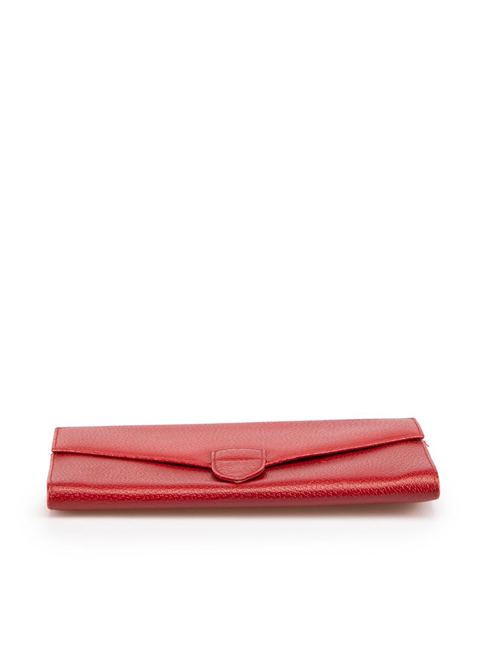Smythson - Portefeuille de voyage bifold en cuir rouge Pour femmes en vente