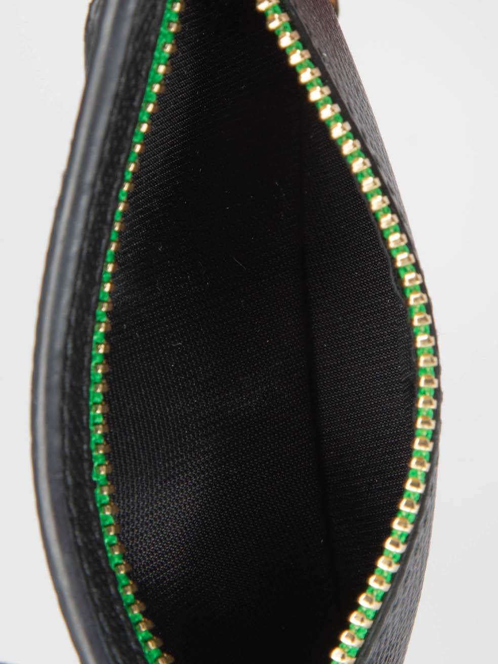 Smythson Damen-Taschenbeutel aus schwarzem Leder mit Kontrast-Reißverschluss im Angebot 2