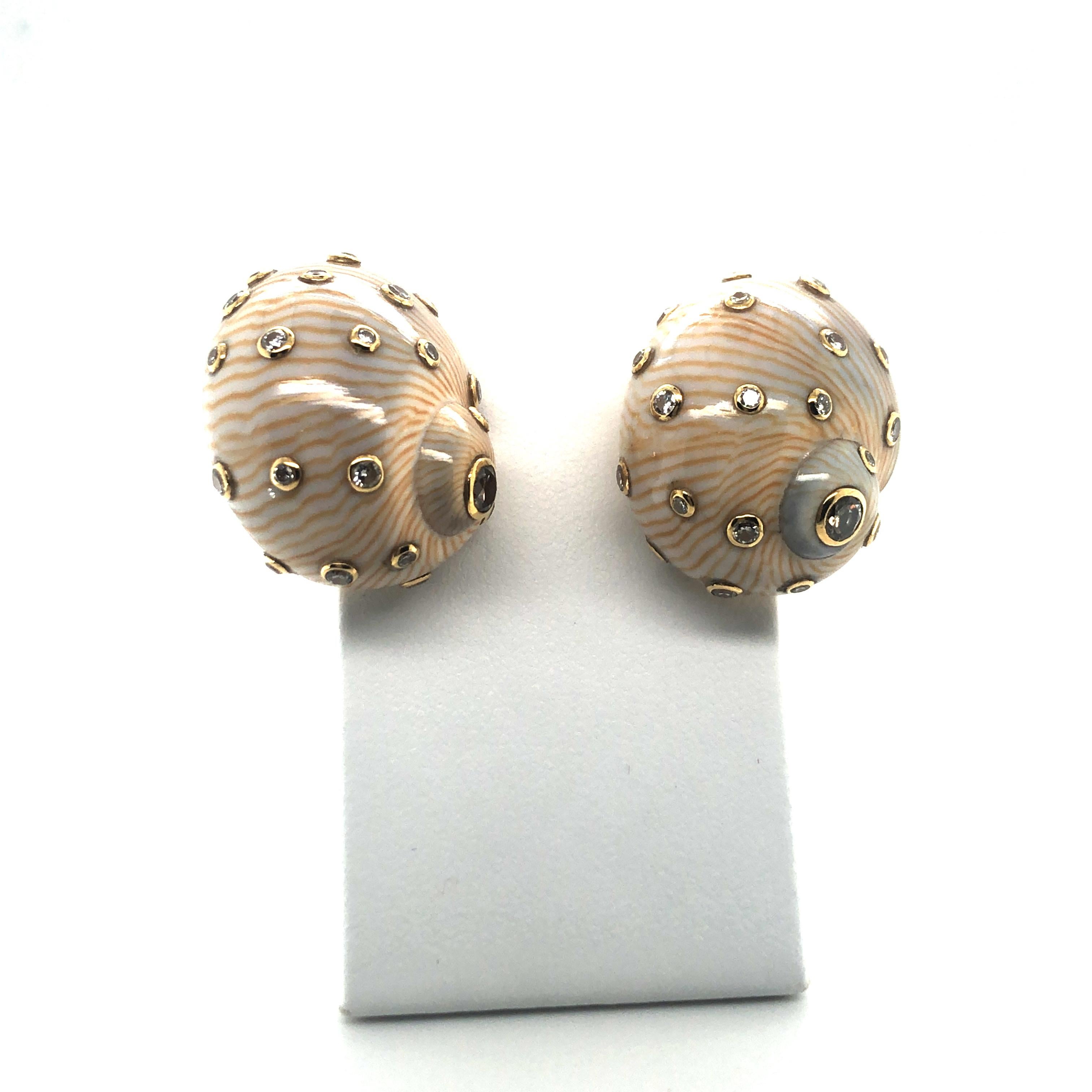 Snail Shell Earrings with Diamonds in Yellow Gold 18 Karat 1