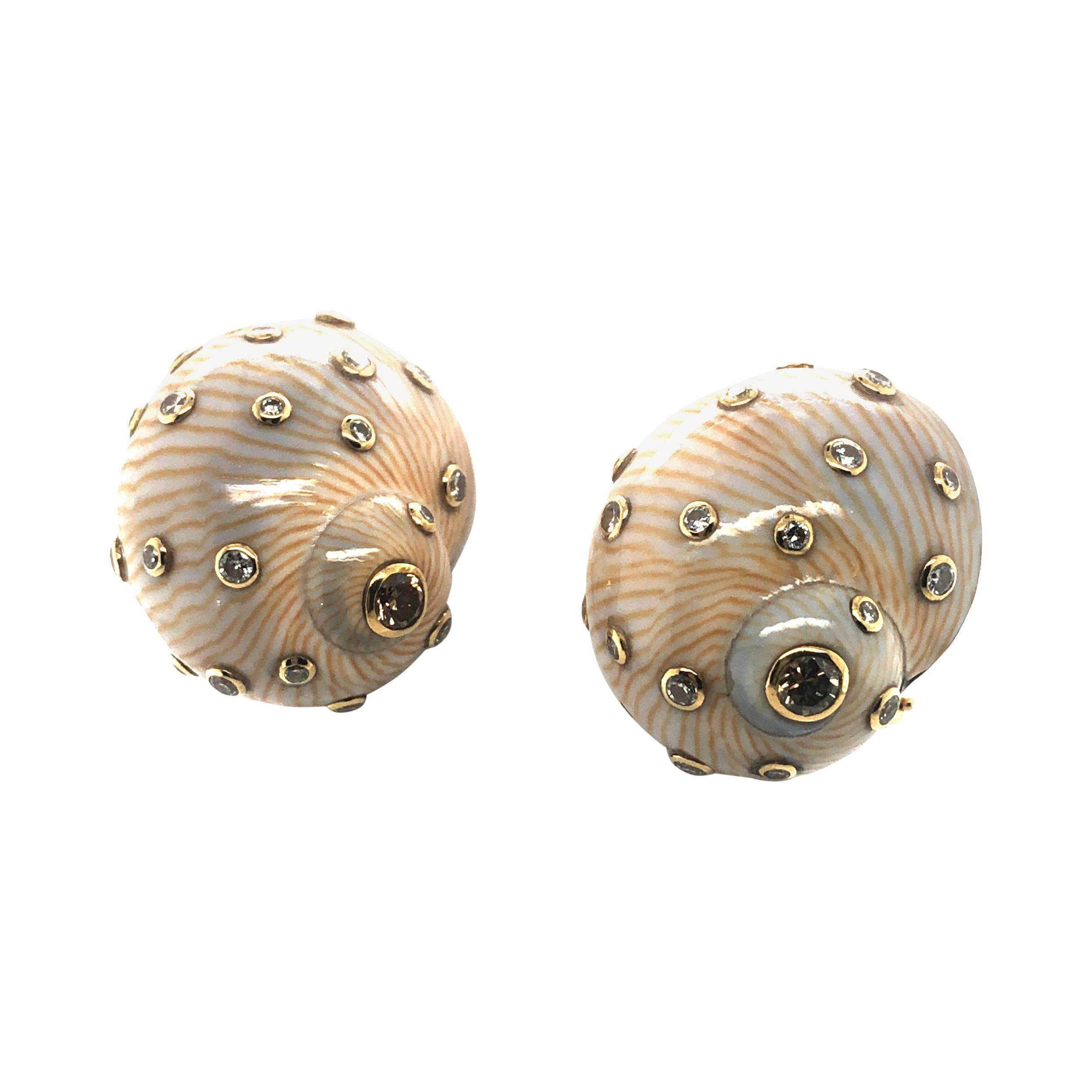 Snail Shell Earrings with Diamonds in Yellow Gold 18 Karat