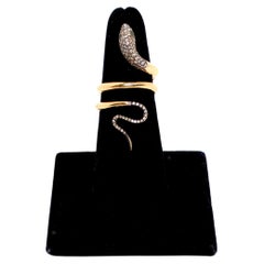 Snake 18k Gold Ring With Emeralds & Diamonds
