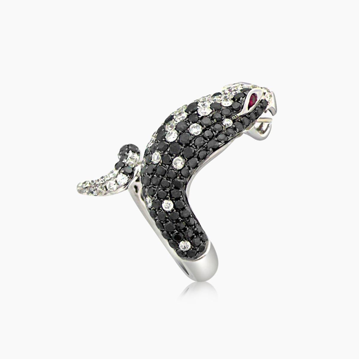 Schlange Tier Schwarz & Weiß Diamant Rubin Weiß Muschel 18K Weißgold Ring im Zustand „Neu“ im Angebot in Oakton, VA