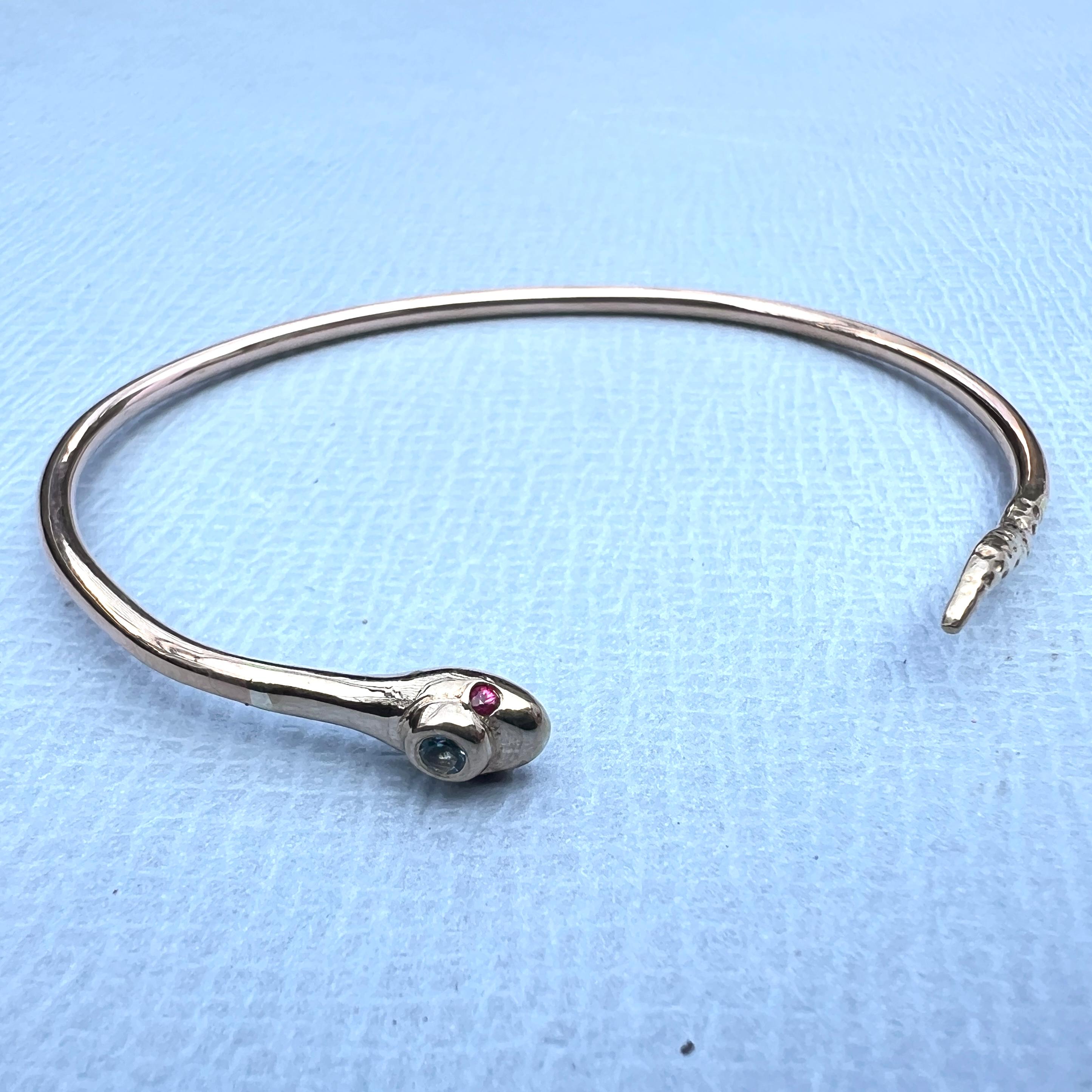 Bracelet jonc serpent aigue-marine rubis  Style victorien en vente 5