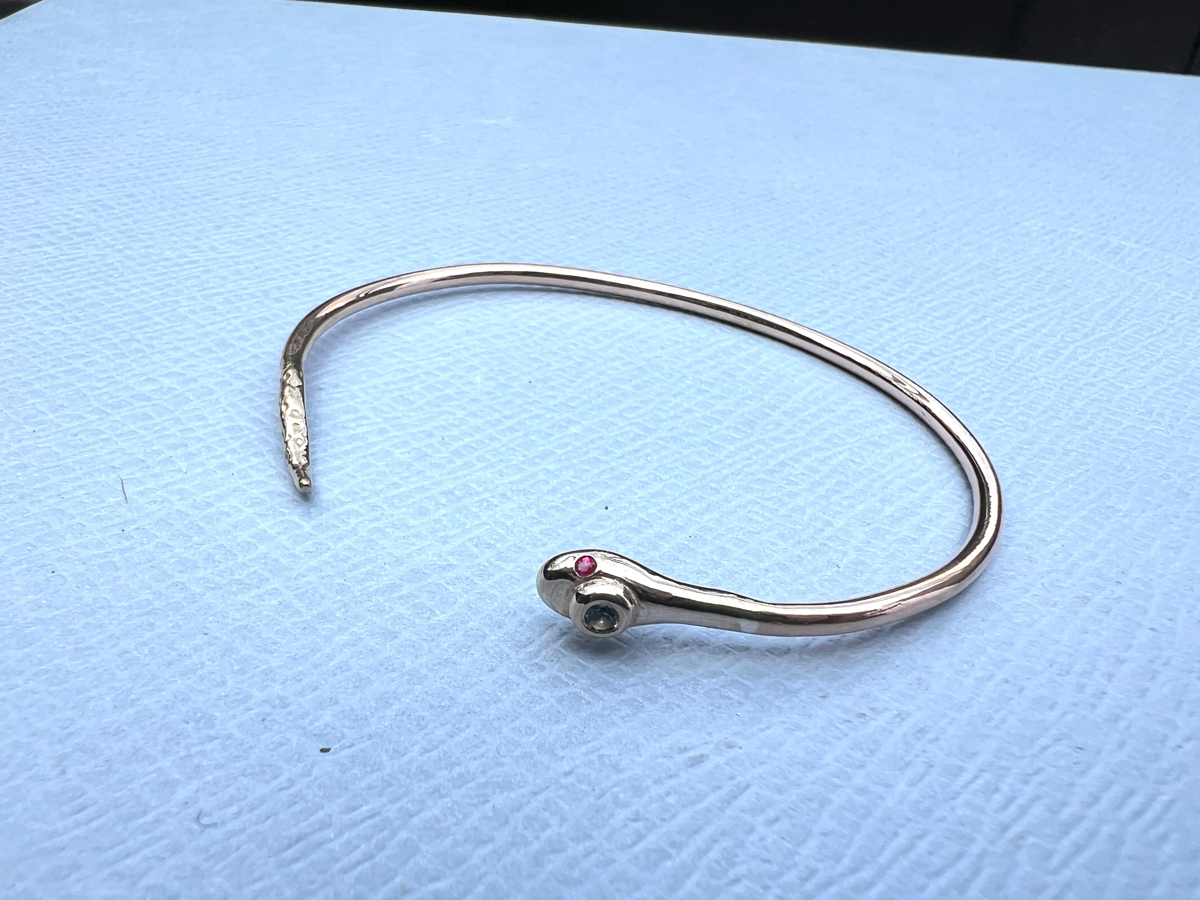 Bracelet jonc serpent aigue-marine rubis  Style victorien en vente 6