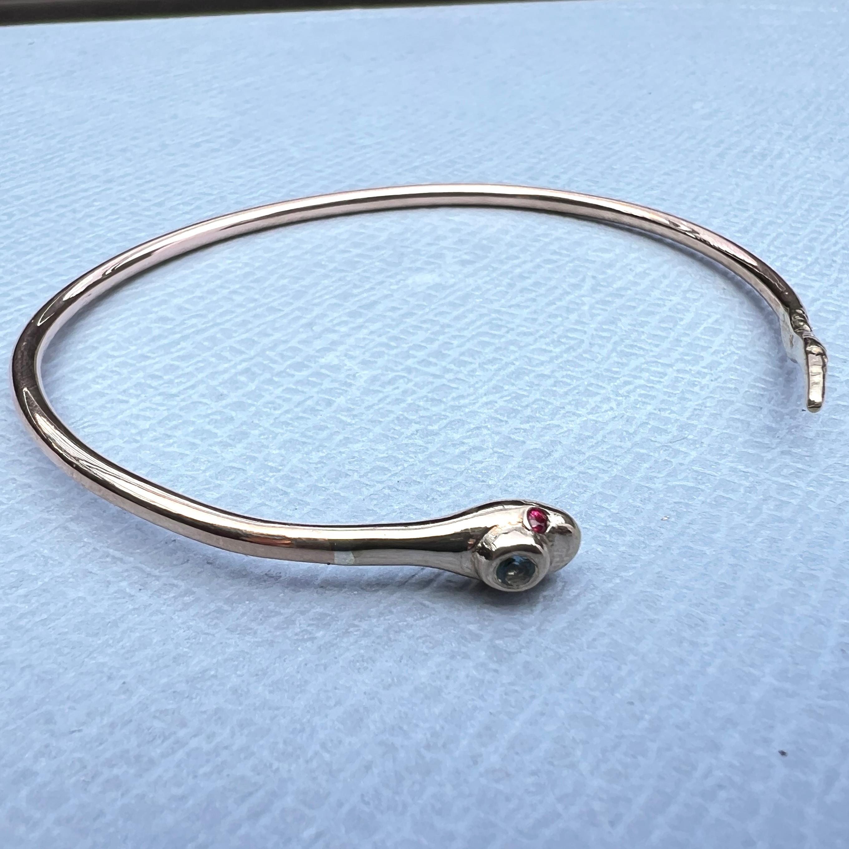Bracelet jonc serpent aigue-marine rubis  Style victorien Unisexe en vente