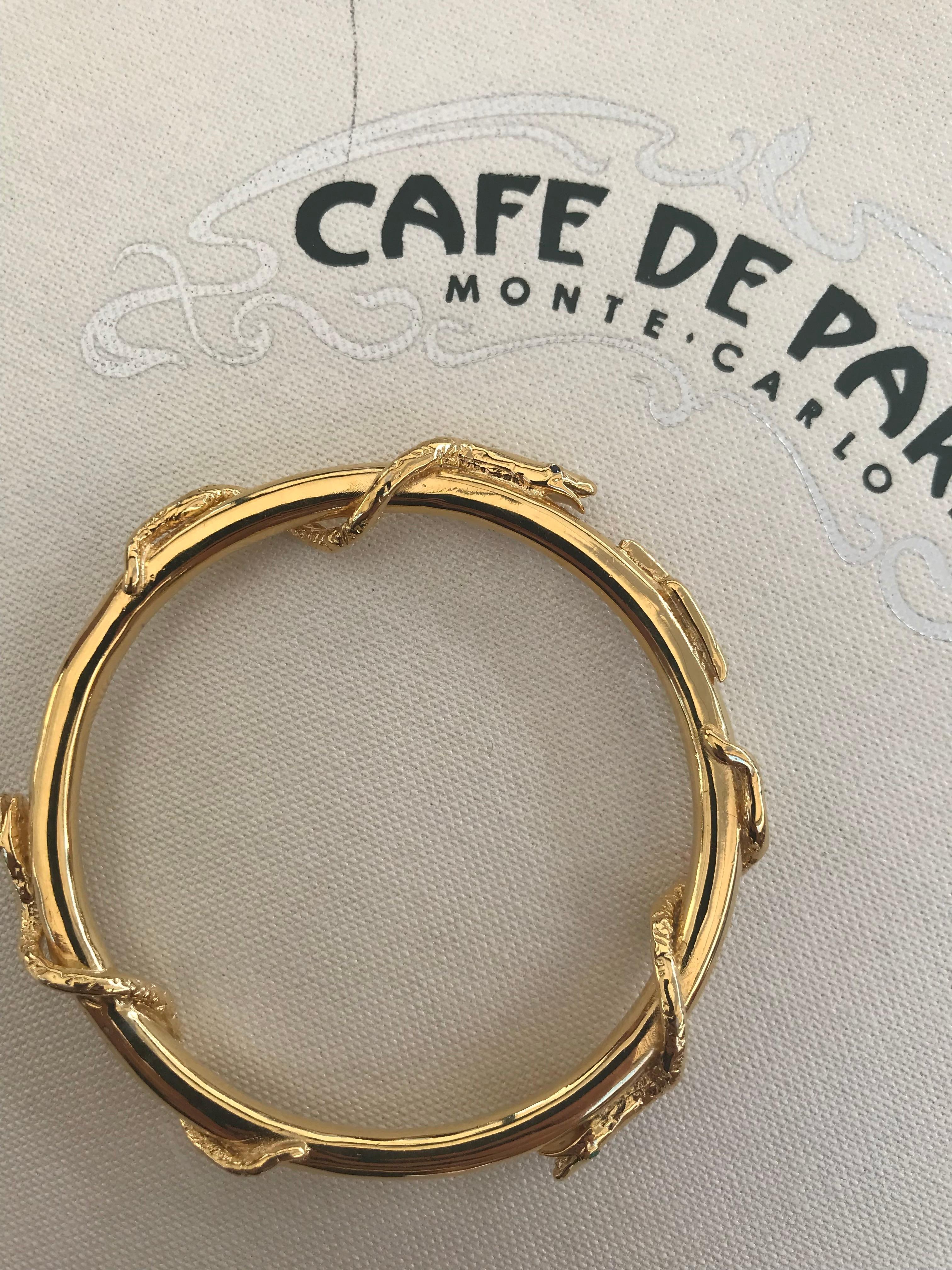 Bracelet jonc serpent émeraude saphir rubis style victorien en vente 2