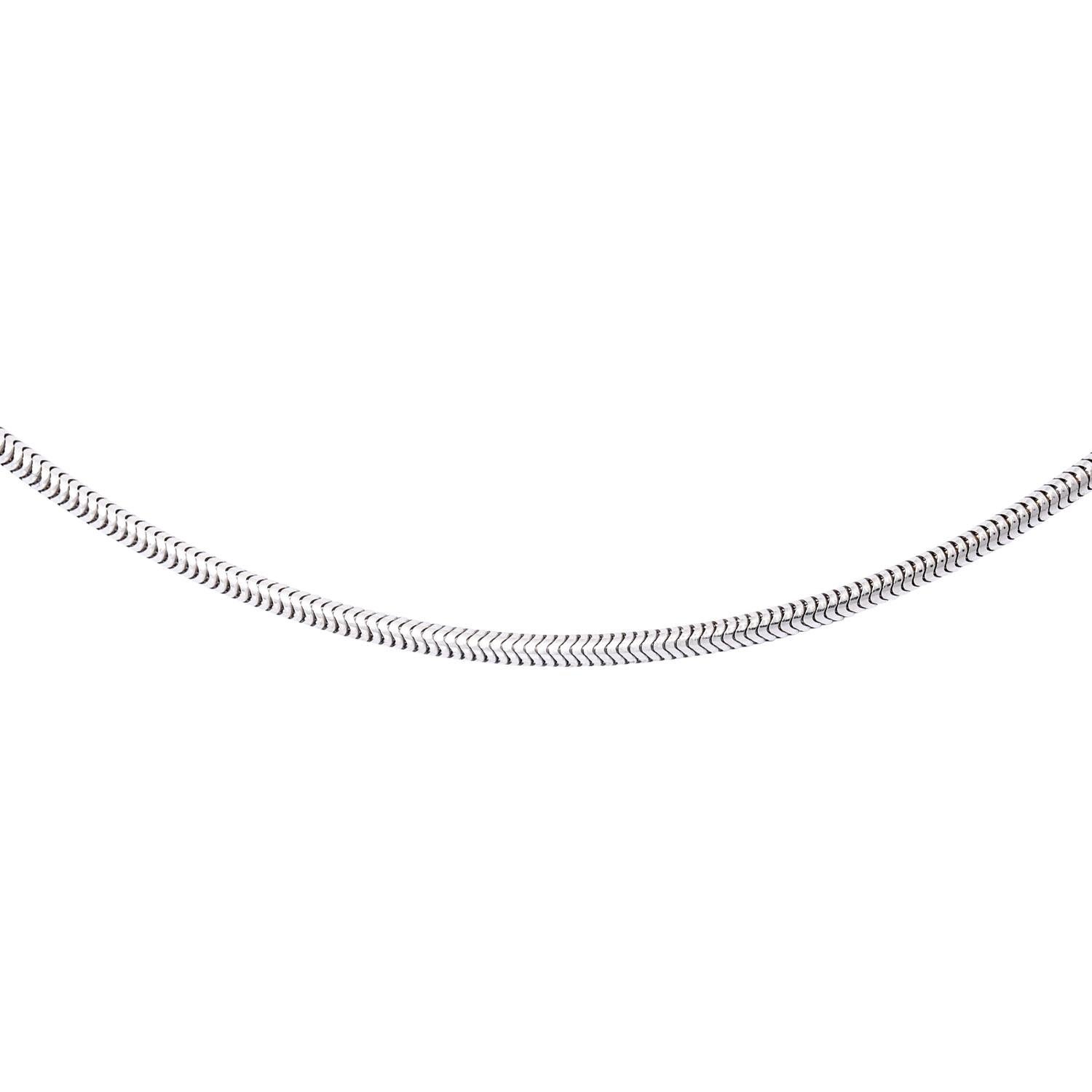 WG 14K, 6.8 g, L: approx. 42 cm, W: approx. 1.6 mm, mid 20th century, slight signs of wear.

 Snake chain, polished, 14K white gold, 6.8 g, L: approx. 42 cm, W: approx. 1.6 mm, mid 20th century, minor signs of wear.
