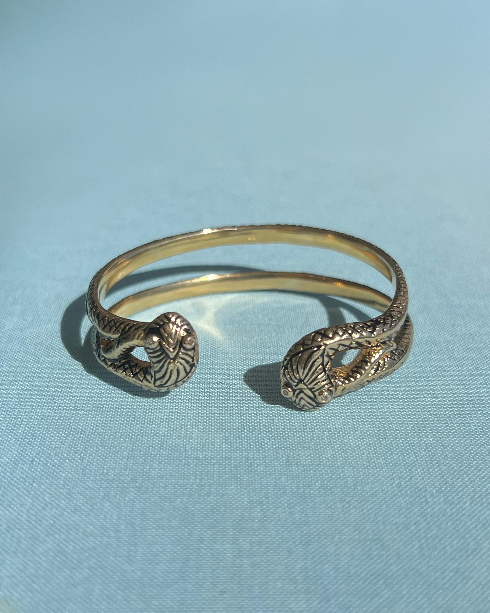 Snake Cuff Armband Weißer Diamant Schwarzes Emaille Damen im Angebot