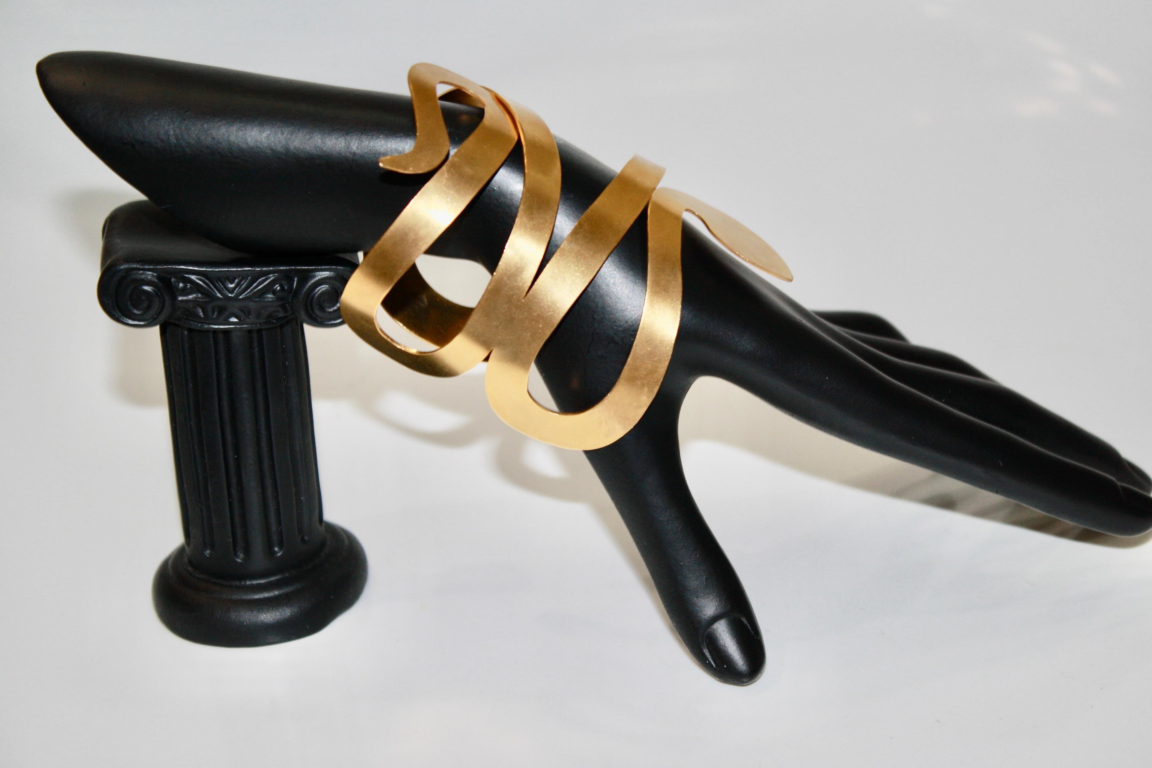 Snake Cuff in gilded Brass In New Condition In Virginia Beach, VA