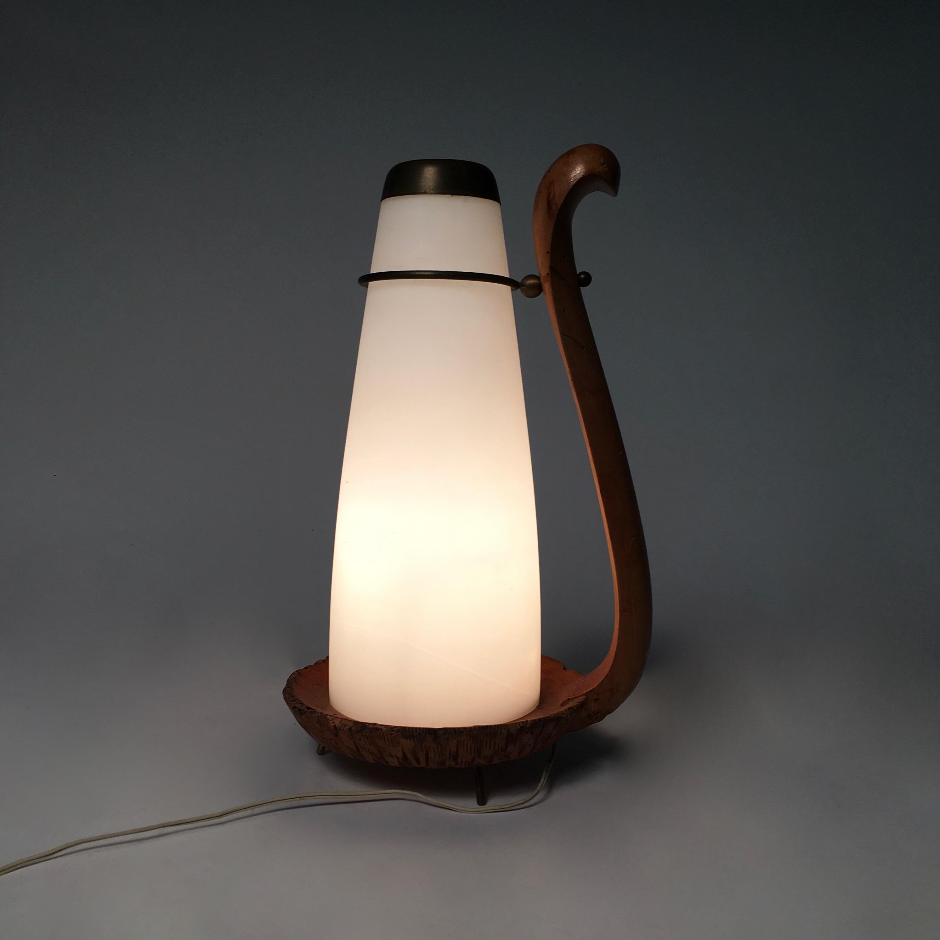 Mid-Century Modern Snake Desk Lamp in Opaline Grass and Wood by Aldo Tura, Macabo, Italy