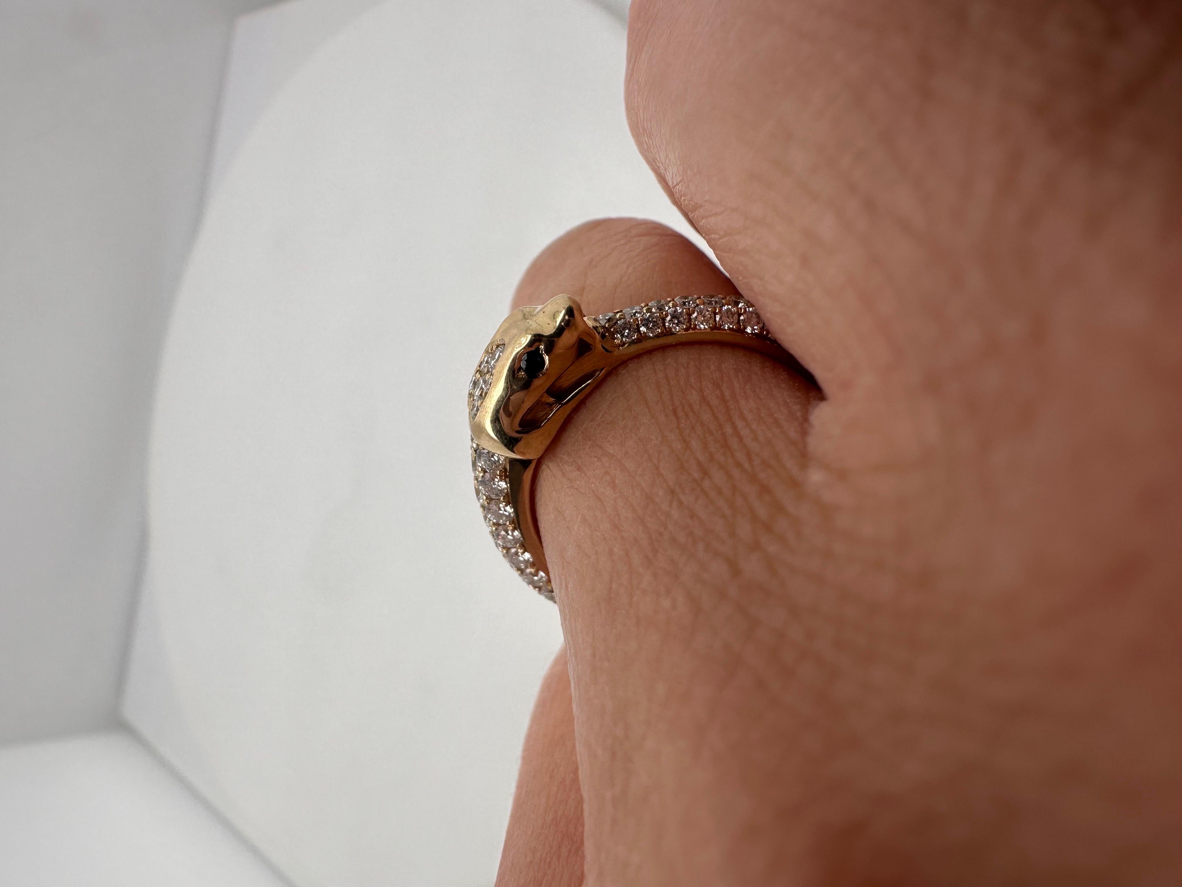 Snake diamond ring 18kt Pave set diamond ring In New Condition For Sale In Boca Raton, FL