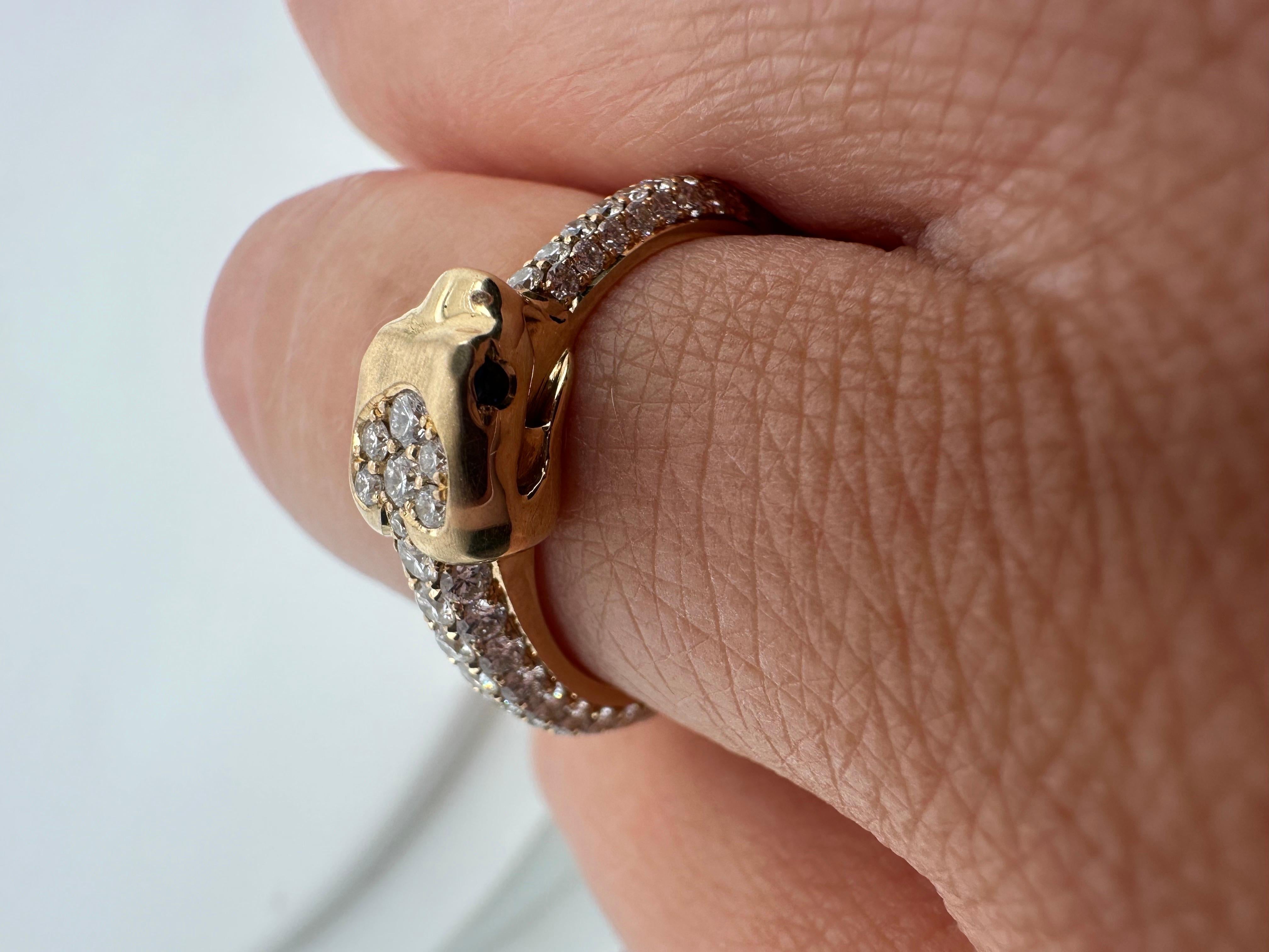 Snake diamond ring 18kt Pave set diamond ring For Sale 4