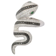 Snake Diamond Ring in 18K White Gold