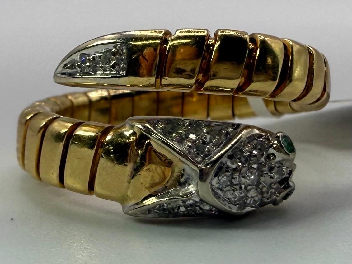 Snake Diamond ring movable ring 18KT yellow gold emerald eye ring For Sale 2