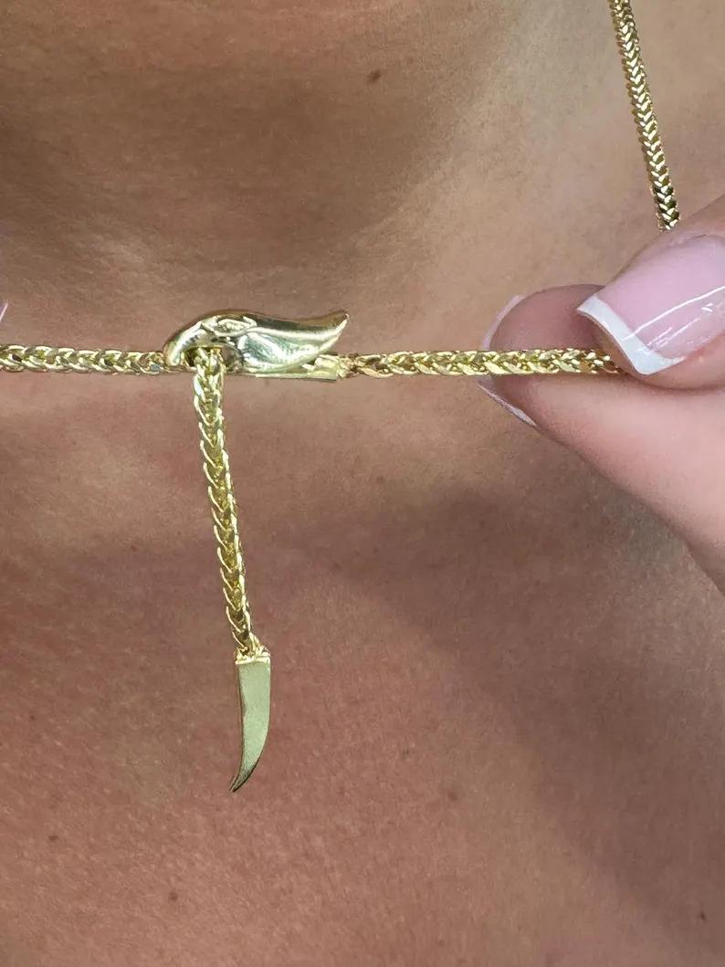 Verstellbare Lariat Bolo-Halskette mit Schlangenmotiv aus 14 Karat Gelbgold 5,6 Gramm Damen im Angebot