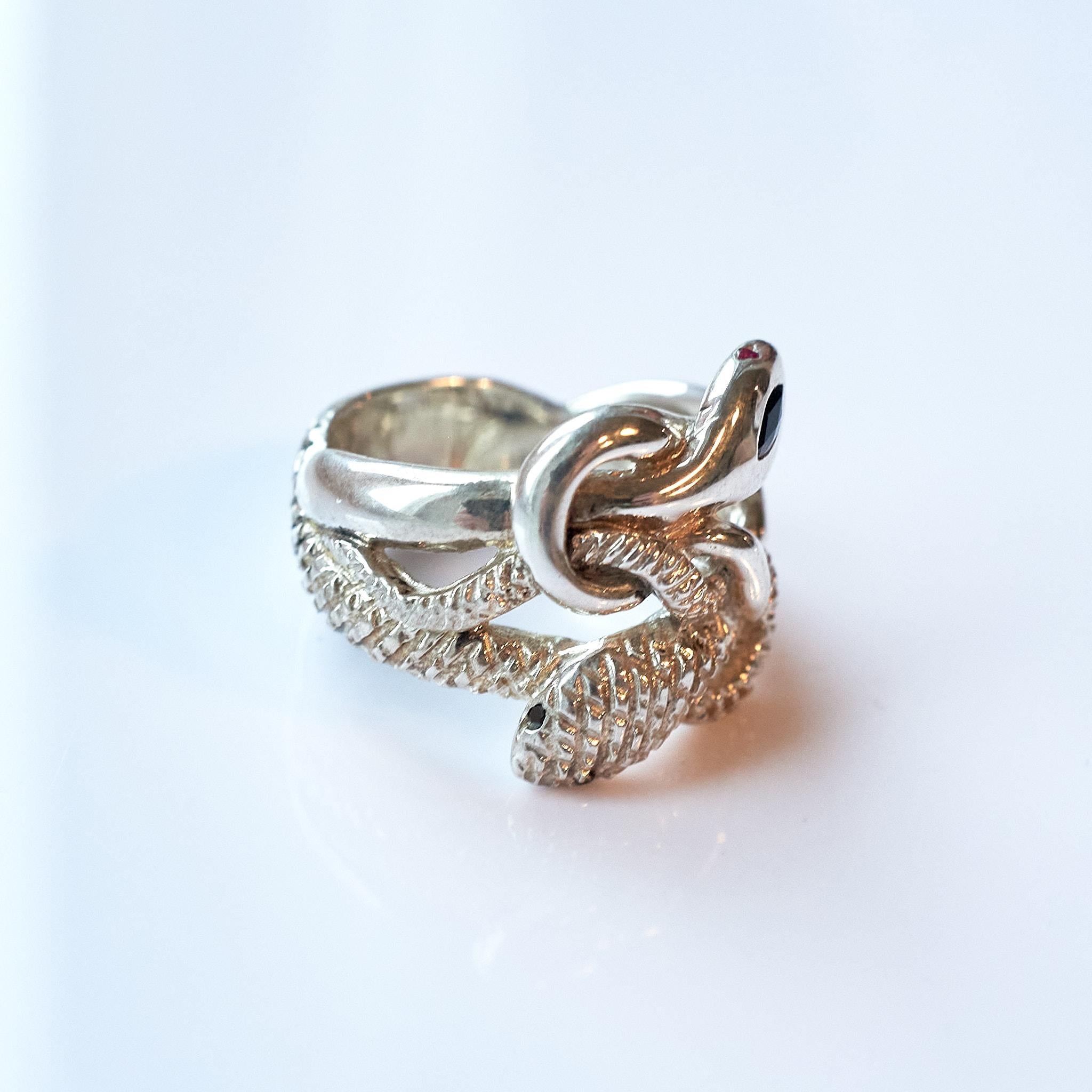 Anillo de serpiente con zafiro azul marqués Diamante negro Rubí Plata en venta 5