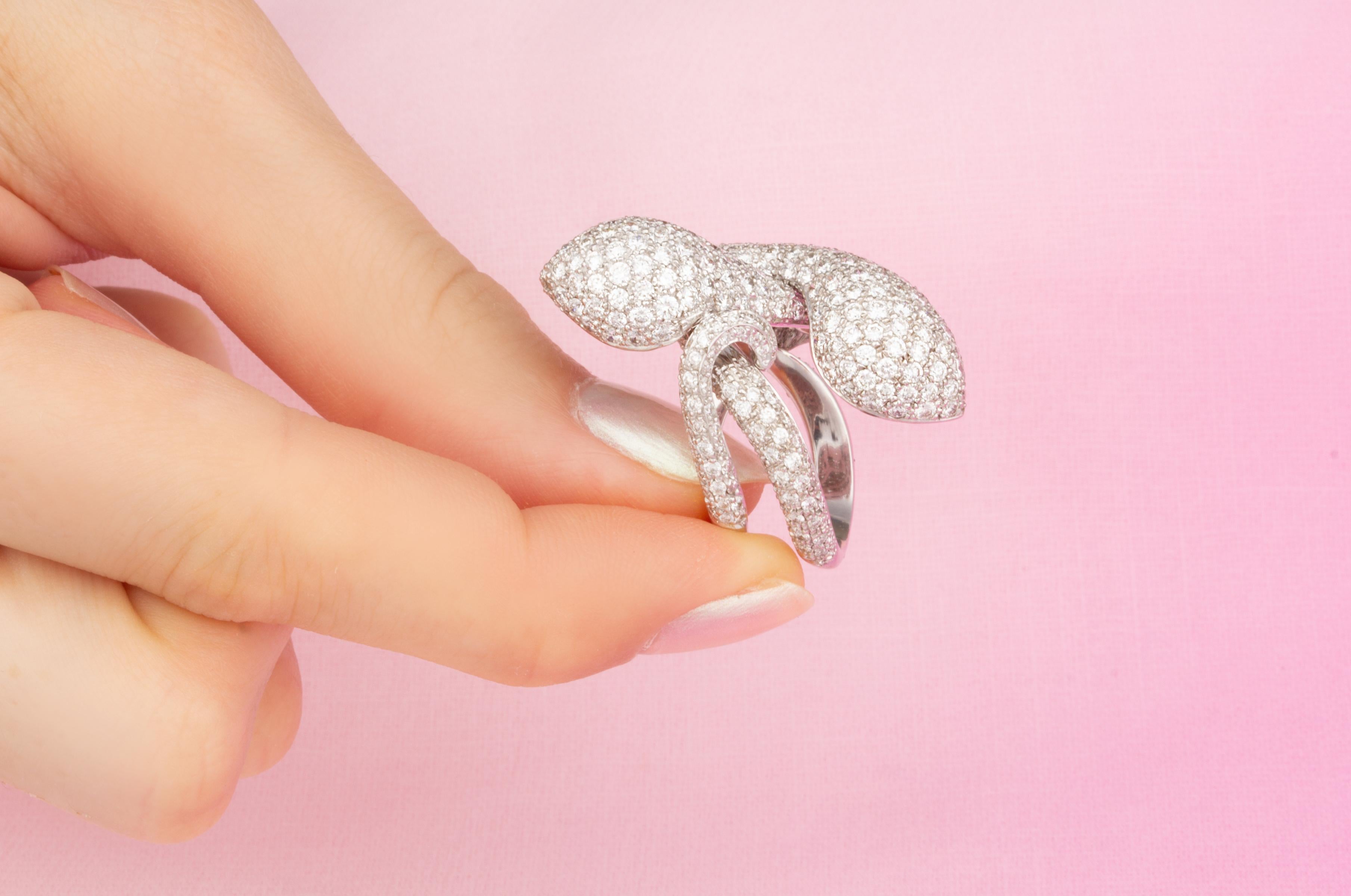 Women's or Men's Snake Ring Diamond White Gold Design by Ella Gafter For Sale