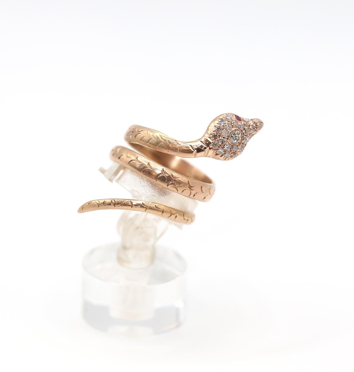 Snake Ring Diamonds Rubies Yellow Gold, 1950 For Sale 1
