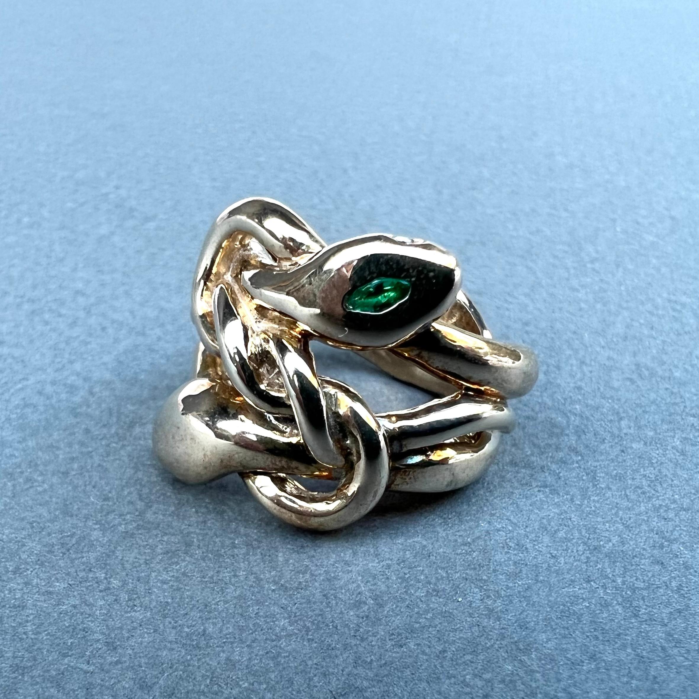 Schlangenring Smaragd Cocktailring Weißer Diamant Rubin im Angebot 3