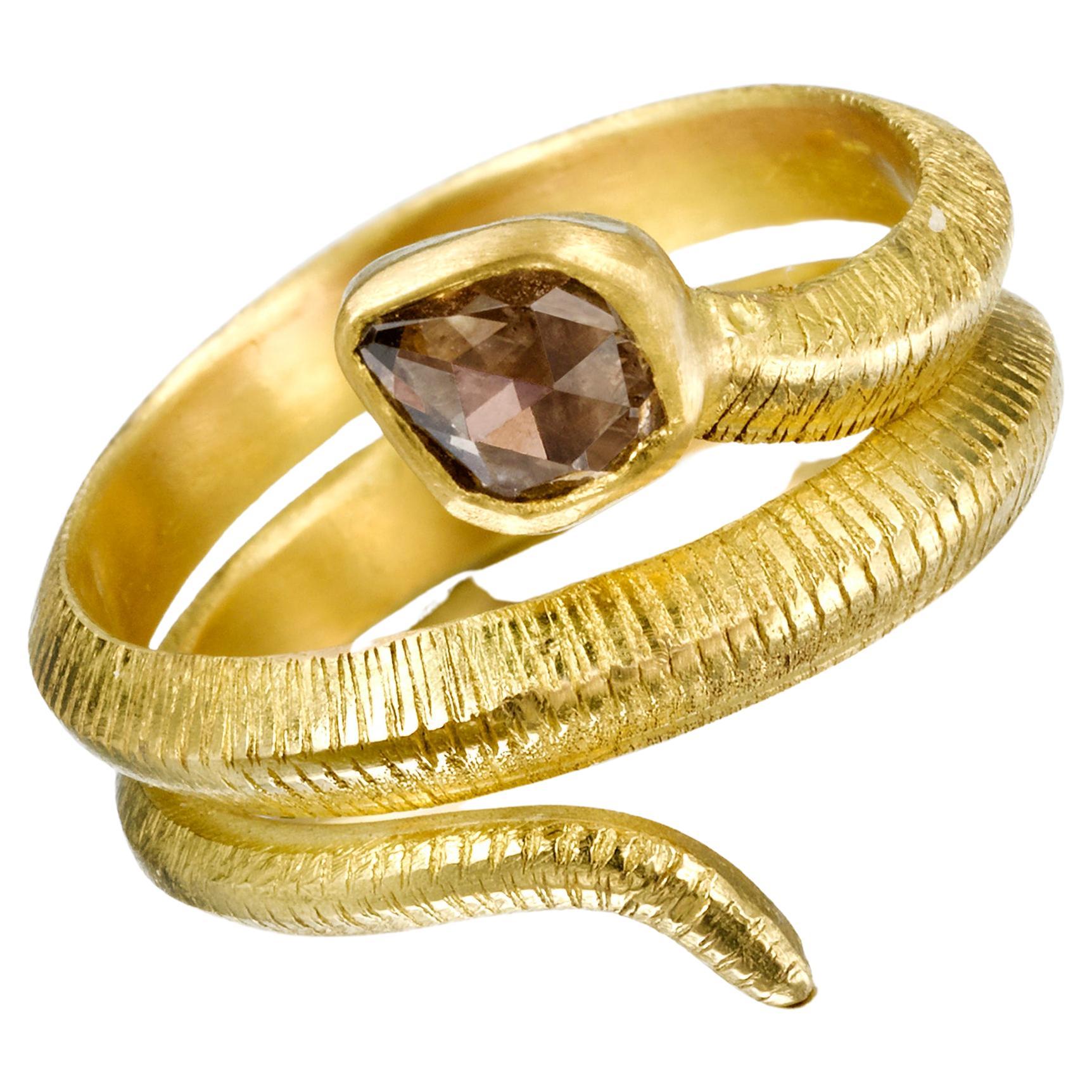 Snake ring with cognac diamond  For Sale