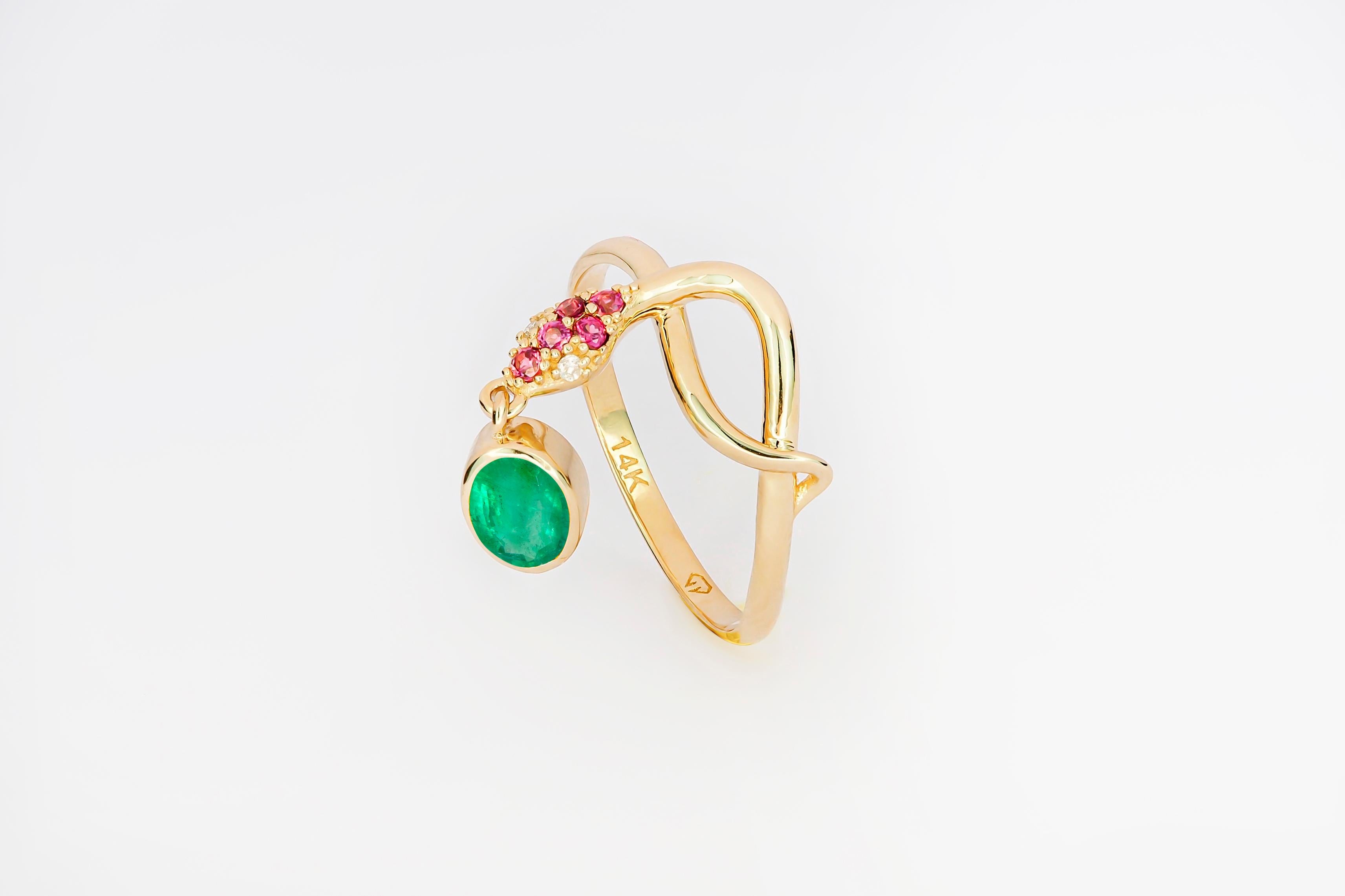 For Sale:  Snake Ring with Emerald, Emerald Gold Ring, Snake Gold Ring 5