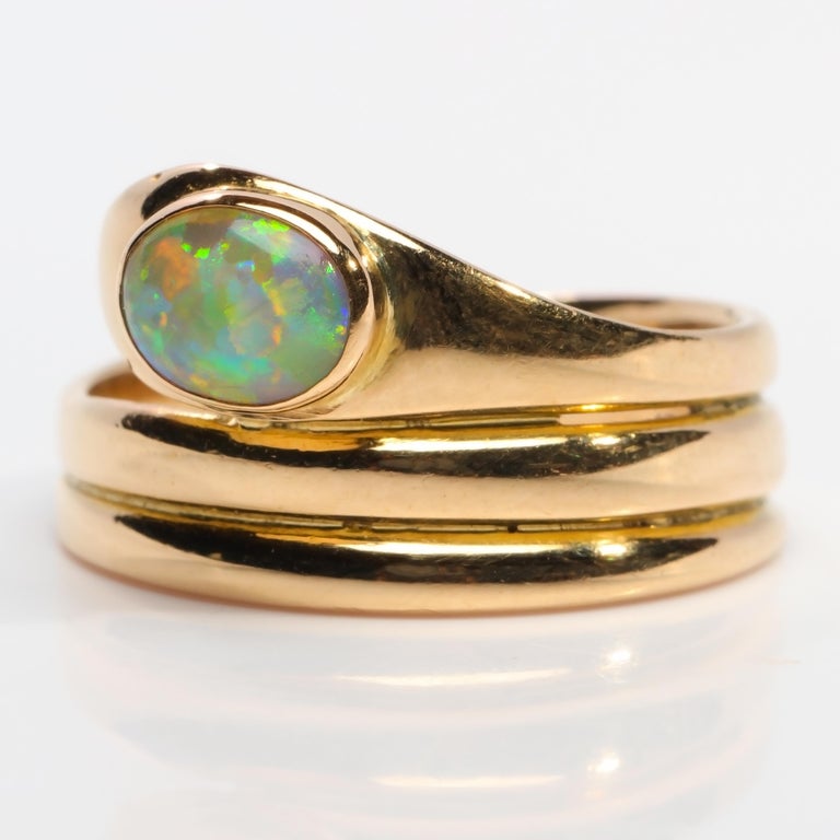 Snake Ring with Opal English circa 1876 Unisex In Excellent Condition For Sale In Southbury, CT
