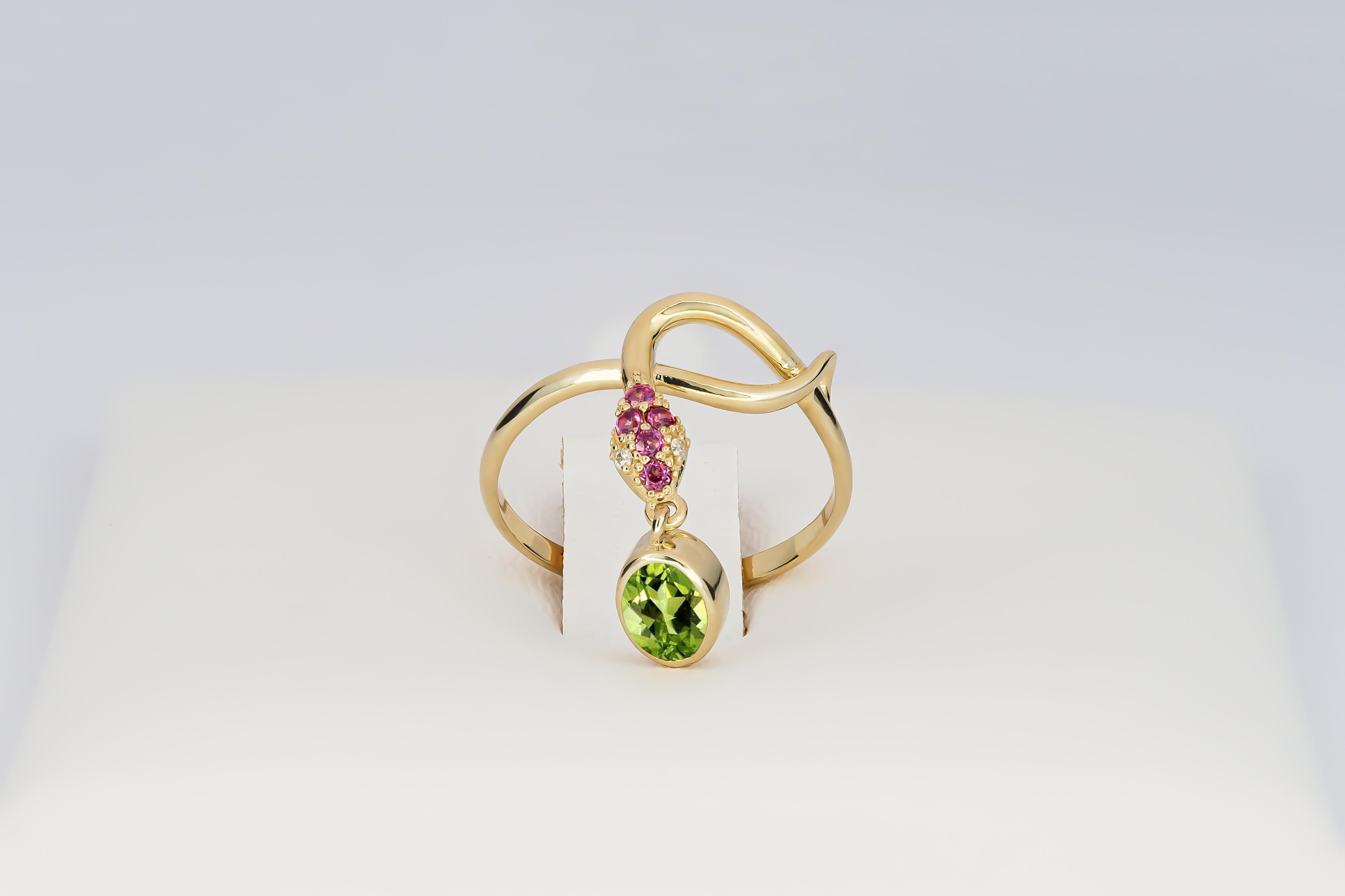 For Sale:  Snake Ring with Peridot, Peridot Gold Ring, Snake Gold Ring 4