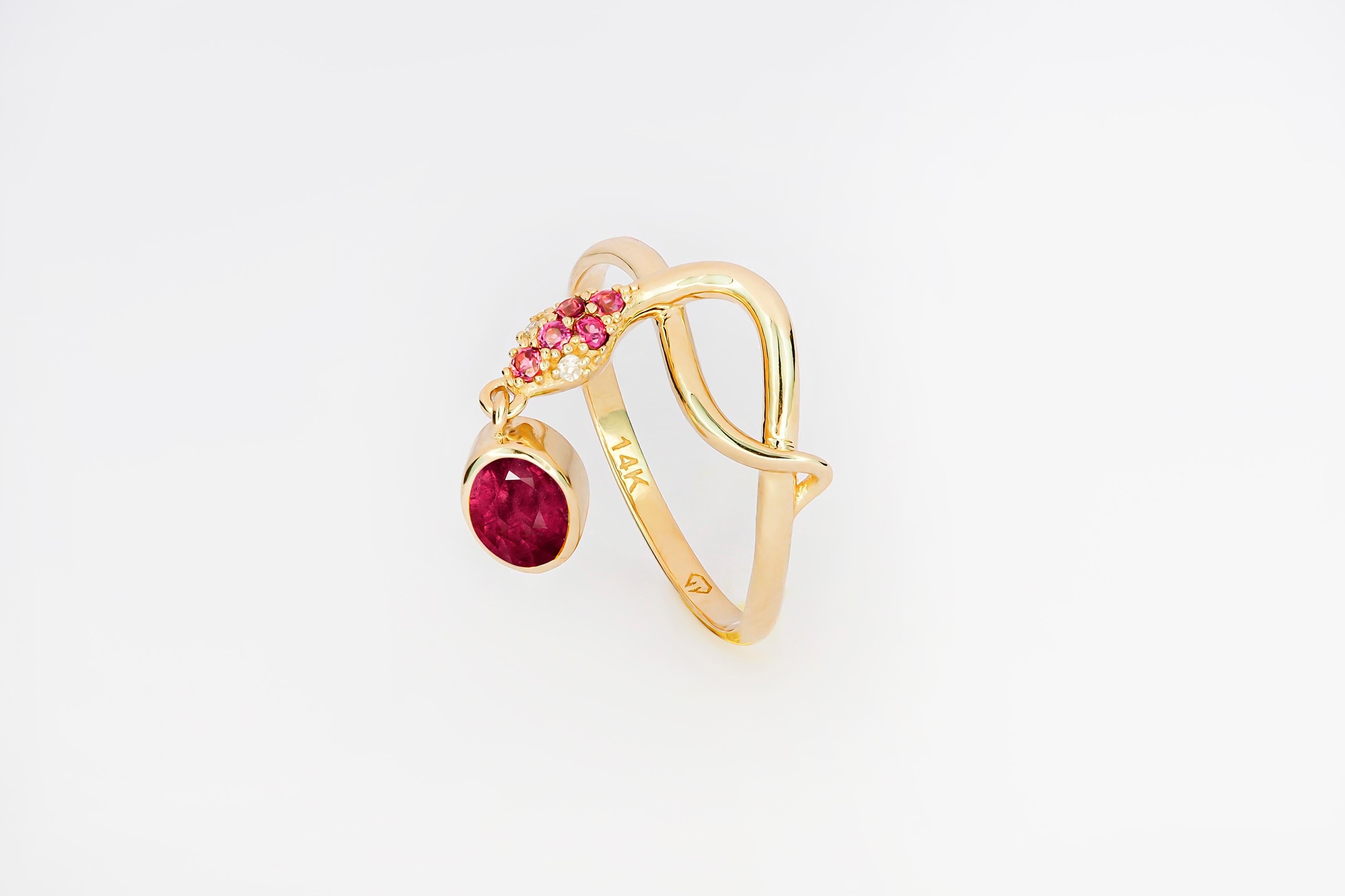 Snake Ring with Ruby, Ruby Gold Ring, Snake Gold Ring In New Condition For Sale In Istanbul, TR