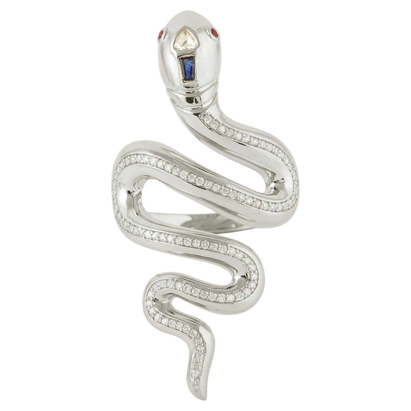 Bague en forme de serpent avec rubis, saphir et diamants en or blanc 14k
