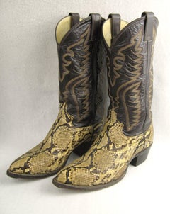 Vintage Cowboy Boots - 6 For Sale on 1stDibs