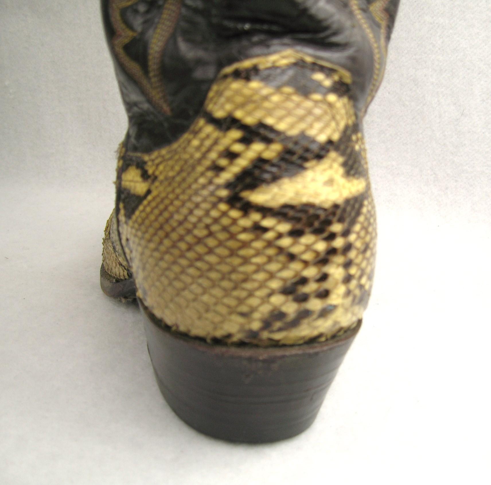 Black  Snakeskin Cowboy boots Vintage Justin Men Women