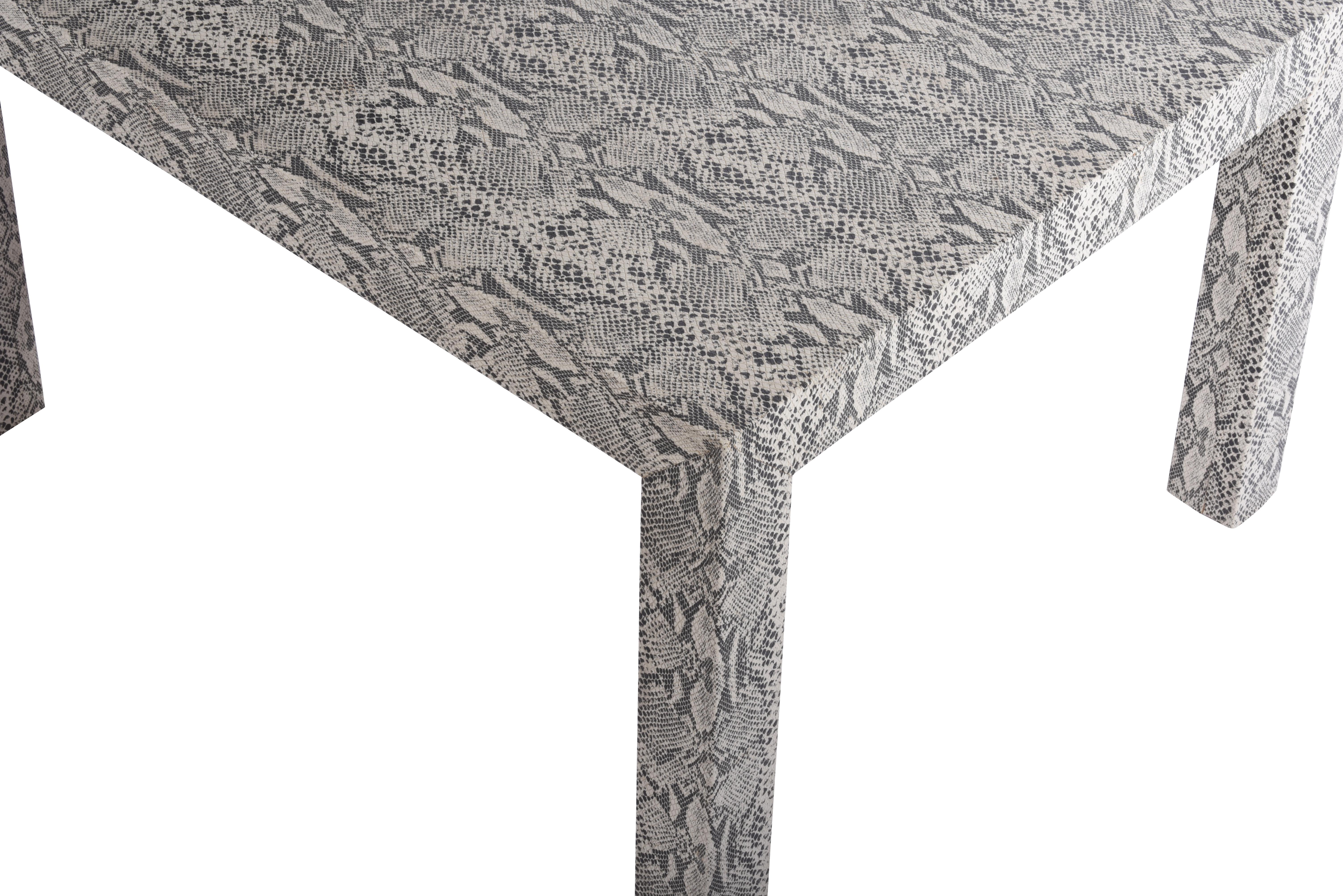 Snakeskin Parsons Lamp Table, 1970 In Excellent Condition In Chicago, IL