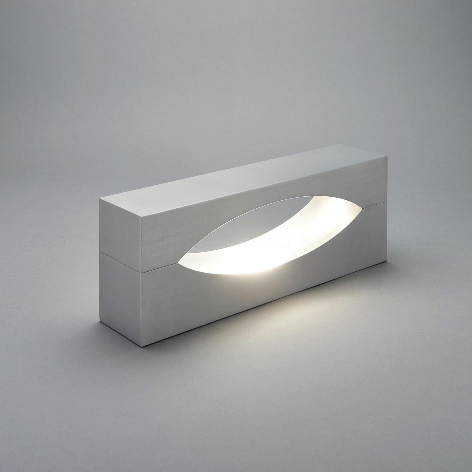 Snakke by mnima, Table Light Sculpted from Solid Aluminum, Modern, Minimal In New Condition In Prior Lake, MN