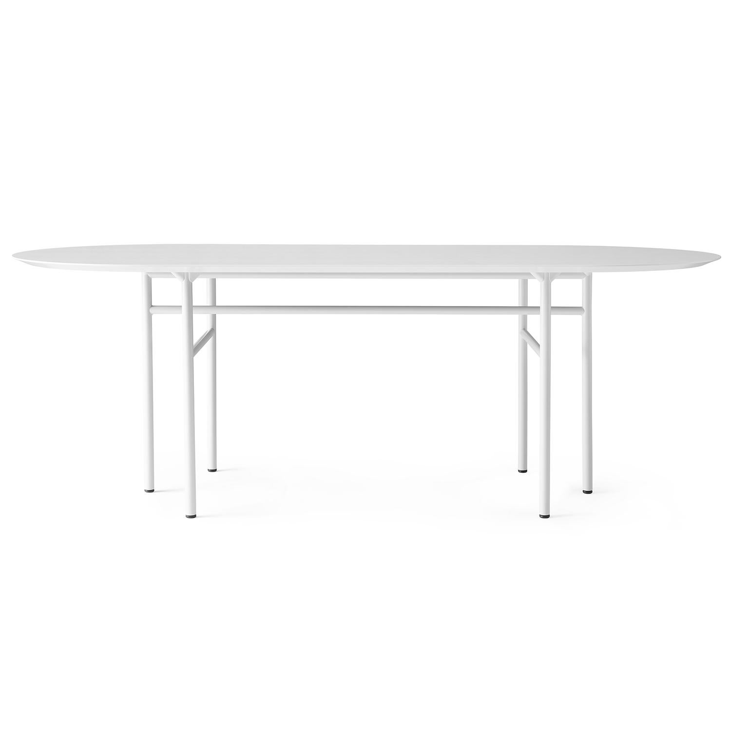 In our humble opinion Snaregade table has the makings of a modern classic. Its beauty lies in being both a timeless design and perfectly practical. Hailed as a true example of form following function, its slender supports are positioned to maximize