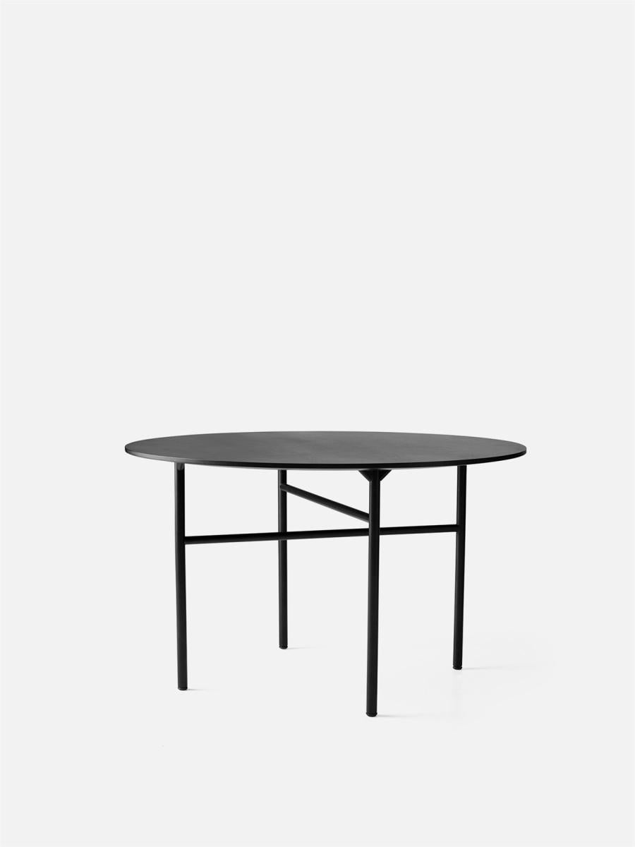 Thoroughly tested by founder and creative management.

Originally norm architects designed a table especially for Bjarne Hansen – the creative director and founder at Menu. The table was meant for Bjarnes living room at home. While at it, norm