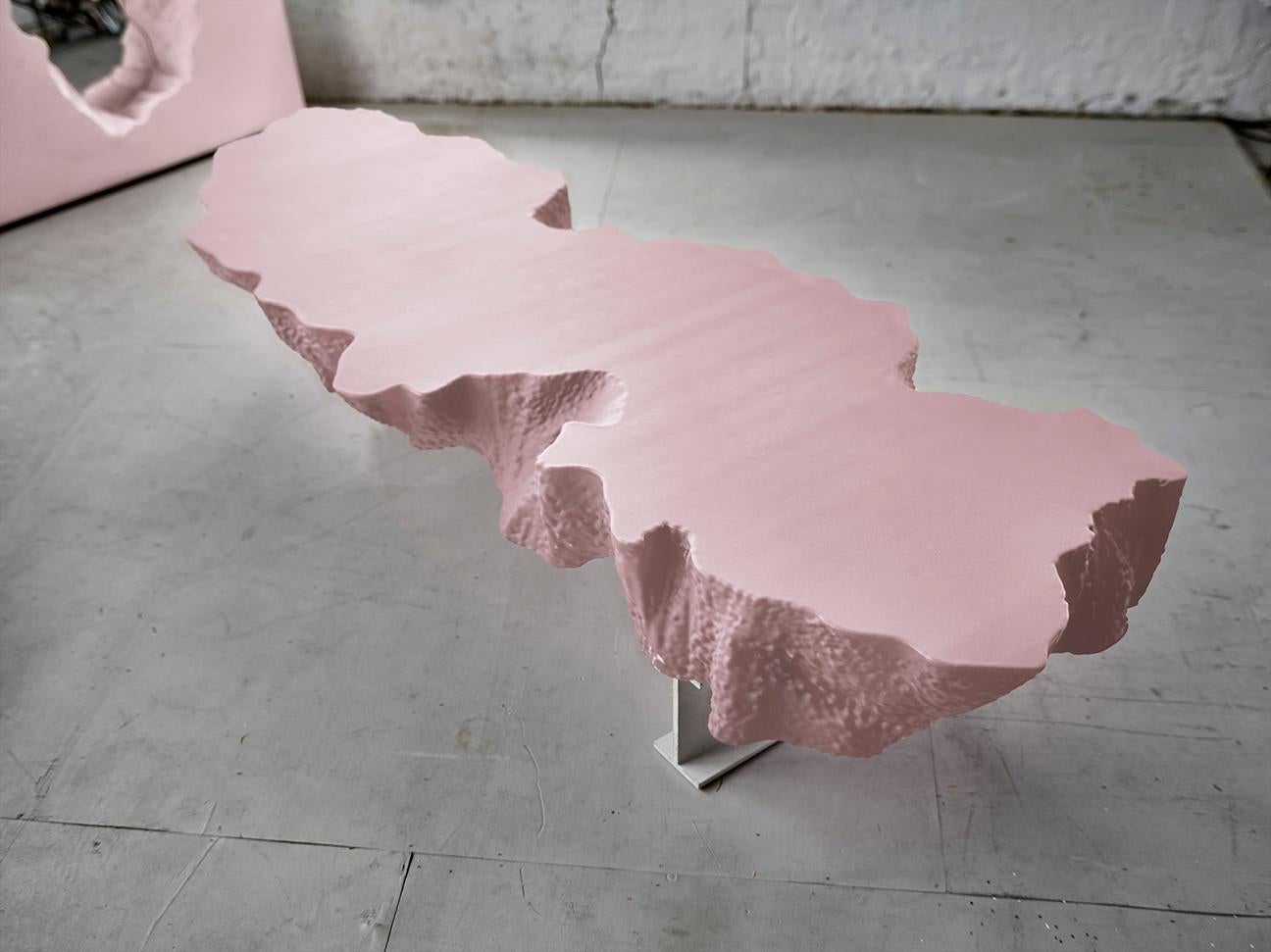 Snarkitecture, „Broken Bench Pink“, 2021 (Kunststoff) im Angebot