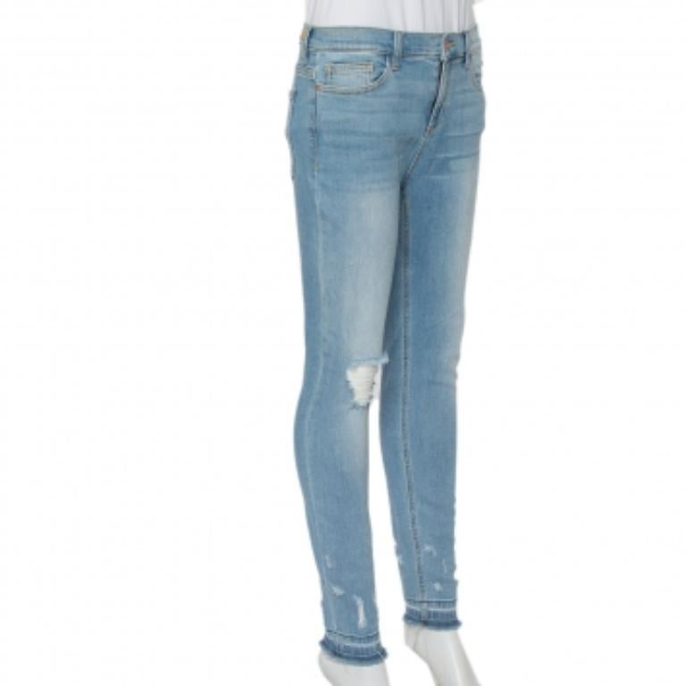 These stunning Sneak Peek jeans are a closet must-have. Crafted from a cotton blend, these blue-colored jeans are cut to offer a skinny fit and are styled with button closure, five pockets, belt loops, and a distressed effect.