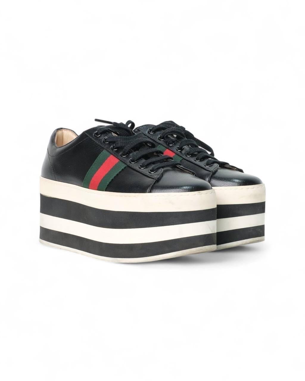Sneakers Gucci Peggy Other Plateau Nere (Beige) im Angebot