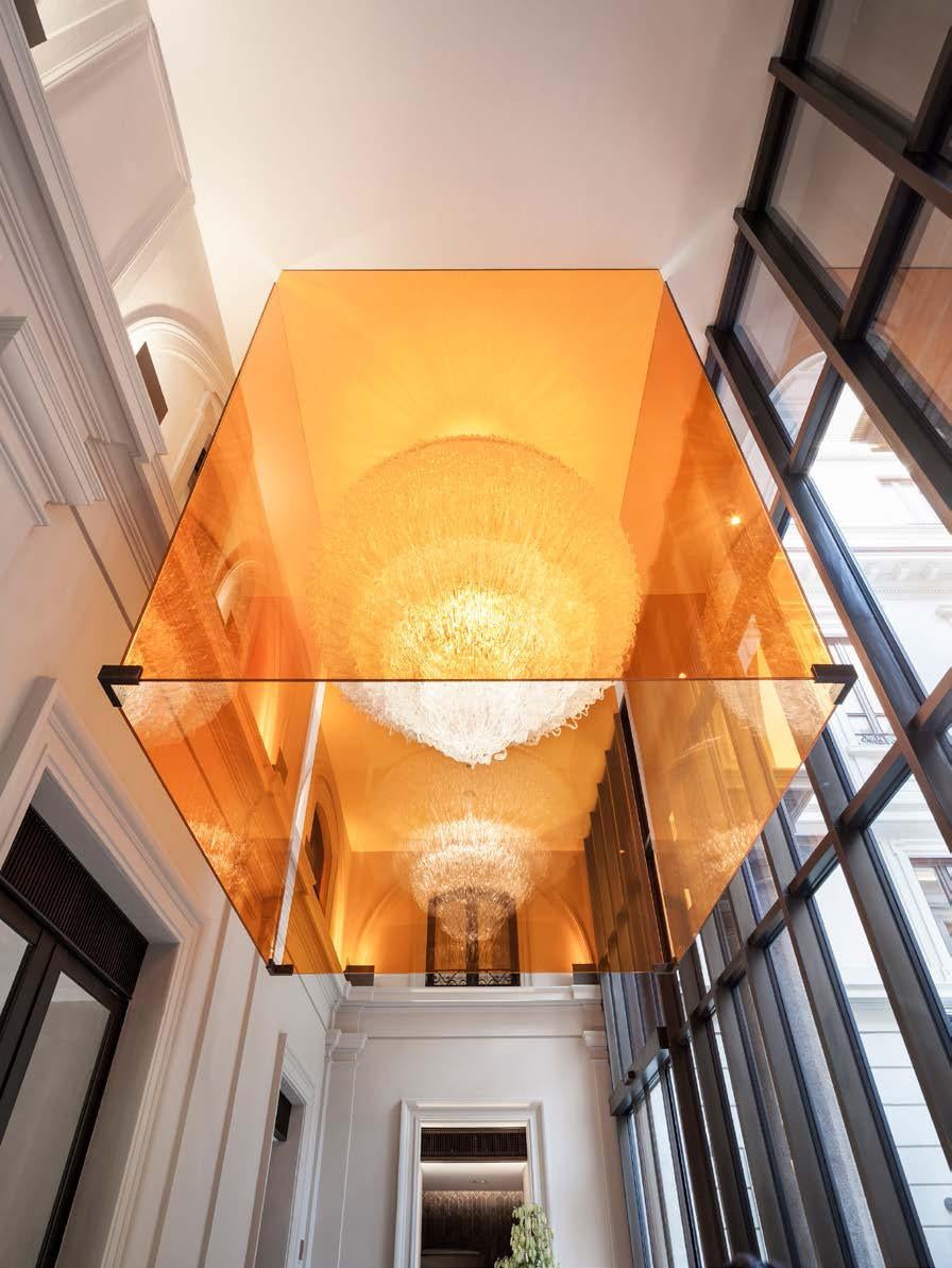 Modern Sneeze A Chandelier in Transparent Resin by Jacopo Foggini For Sale