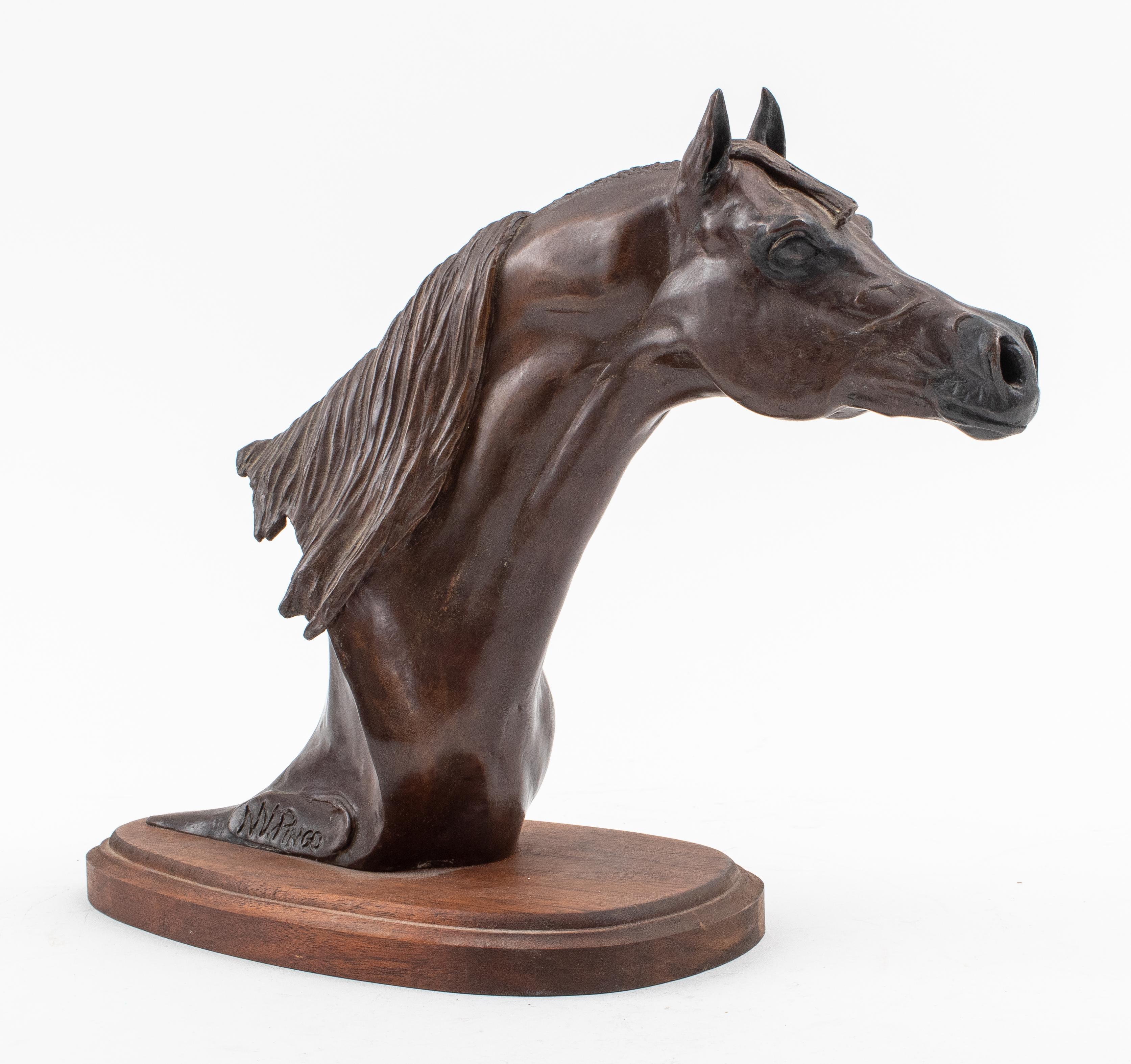 Snell Johnson: Bronze-Pferdenbüste „NV Pingo“ im Zustand „Gut“ im Angebot in New York, NY