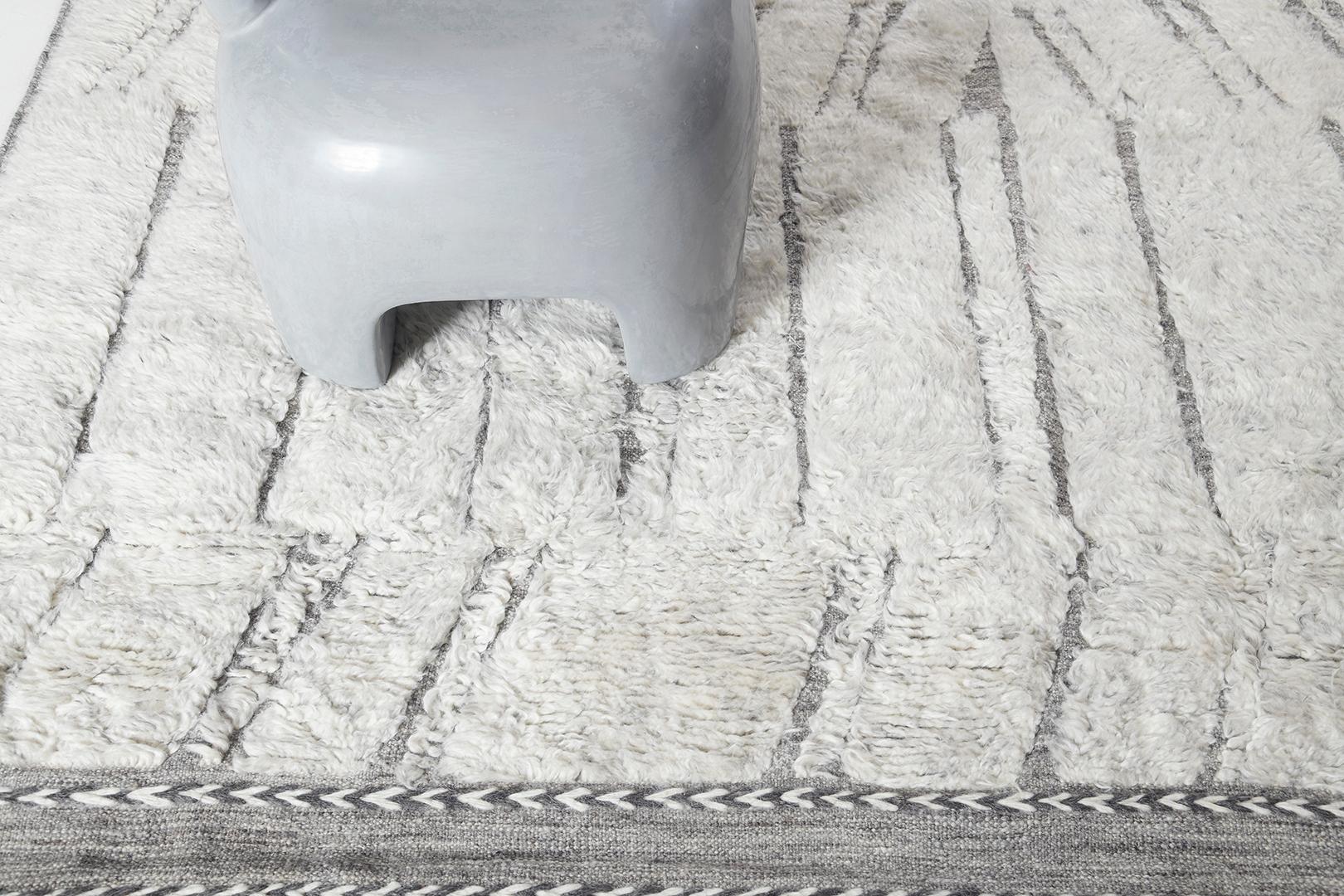 Noué à la main Couteau, collection Sandpiper de Mehraban en vente