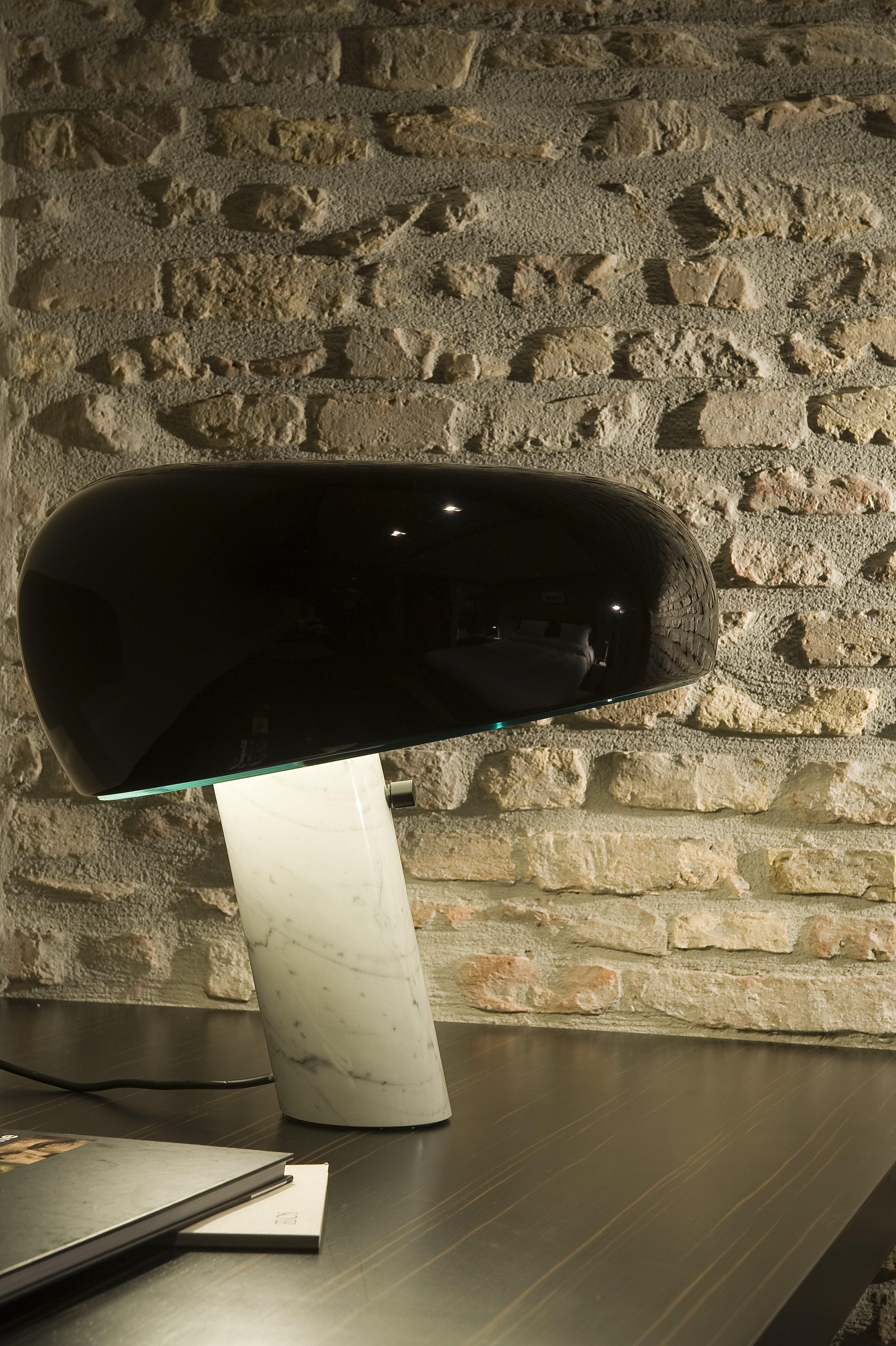 Snoopy Table Lamp in Black by Achille and Pier Giacomo Castiglioni For Sale 1