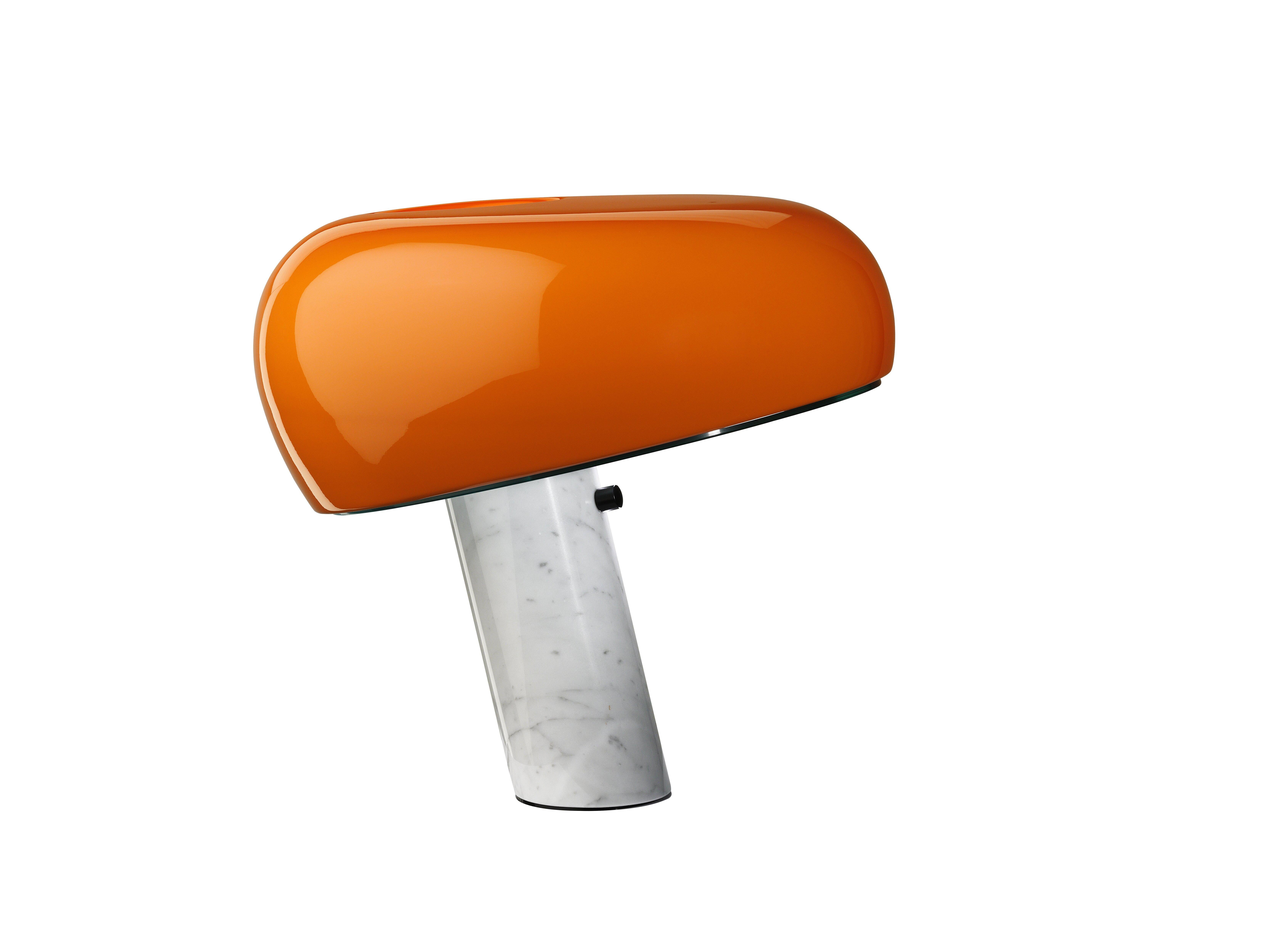 Table lamp giving direct light with enamelled metal reflector and white Carrara's marble base. It was designed by Achille e Pier Giacomo Castiglioni in 1967.

Additional information:
Materials: Steel, Glass, Marble
Main Color/Finish: