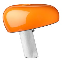 Lampada da tavolo Snoopy in arancione di Achille e Pier Giacomo Castiglioni