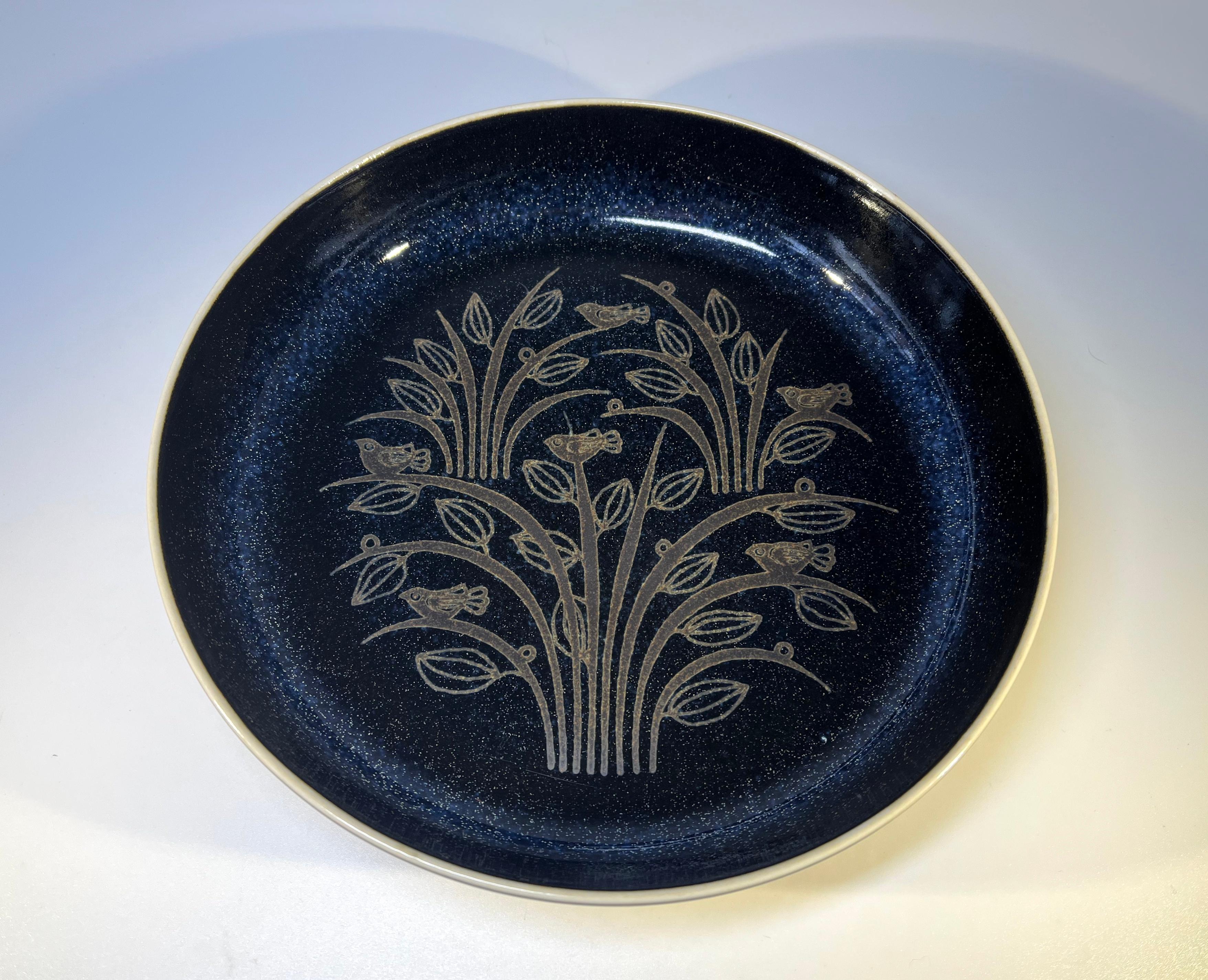 Mid-Century Modern Snorre Læssøe Stephensen for Royal Copenhagen Porcelain Midnight Blue Birds Dish For Sale