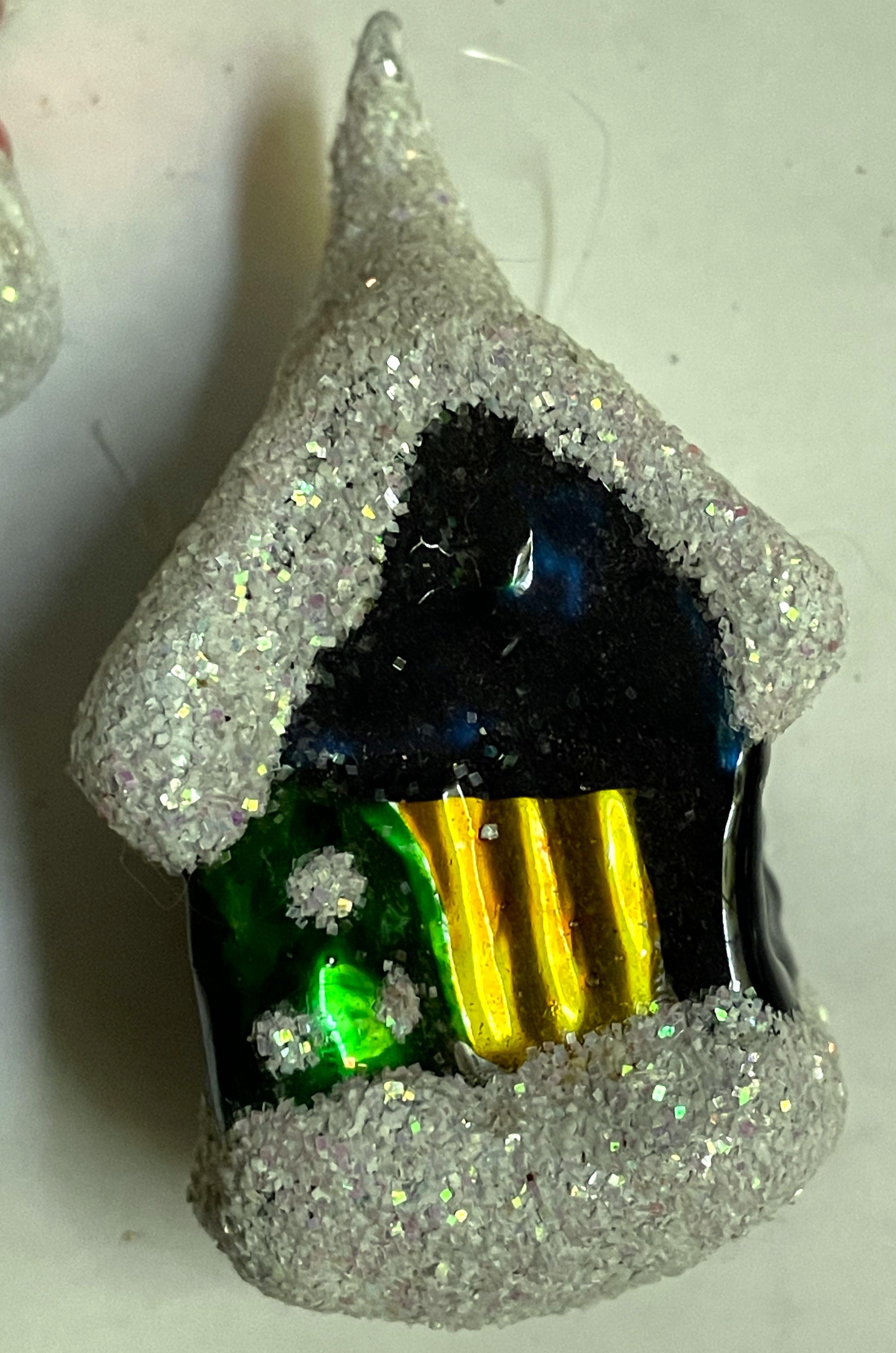 Schneehütte/Haus aus geblasenem Glas, Weihnachtsbaum-Dekoration, Schneedecke, Dekoration, 3er-Set (Unbekannt) im Angebot