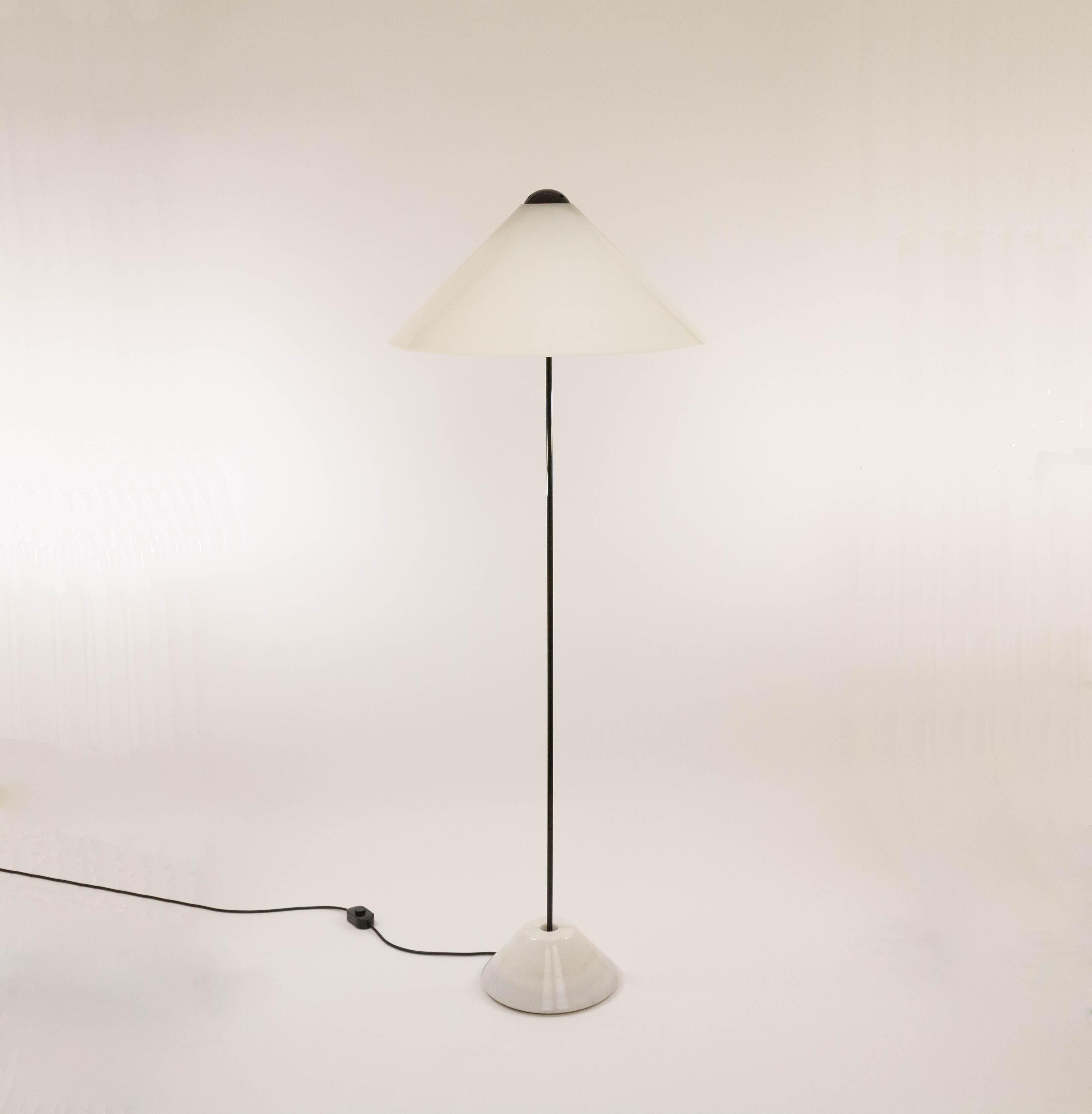Italian Snow Floor Lamp by Vico Magistretti for O-Luce, 1970s For Sale