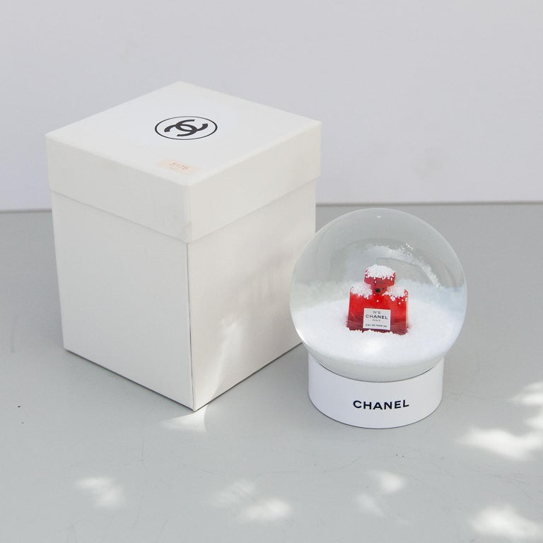 Snow Globe Red Chanel Number 5 For Sale at 1stDibs