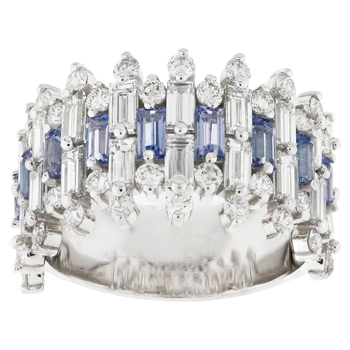 "Snow 
Ice" Ring in 18k White Gold with Brilliants and Tanzanite. in vendita